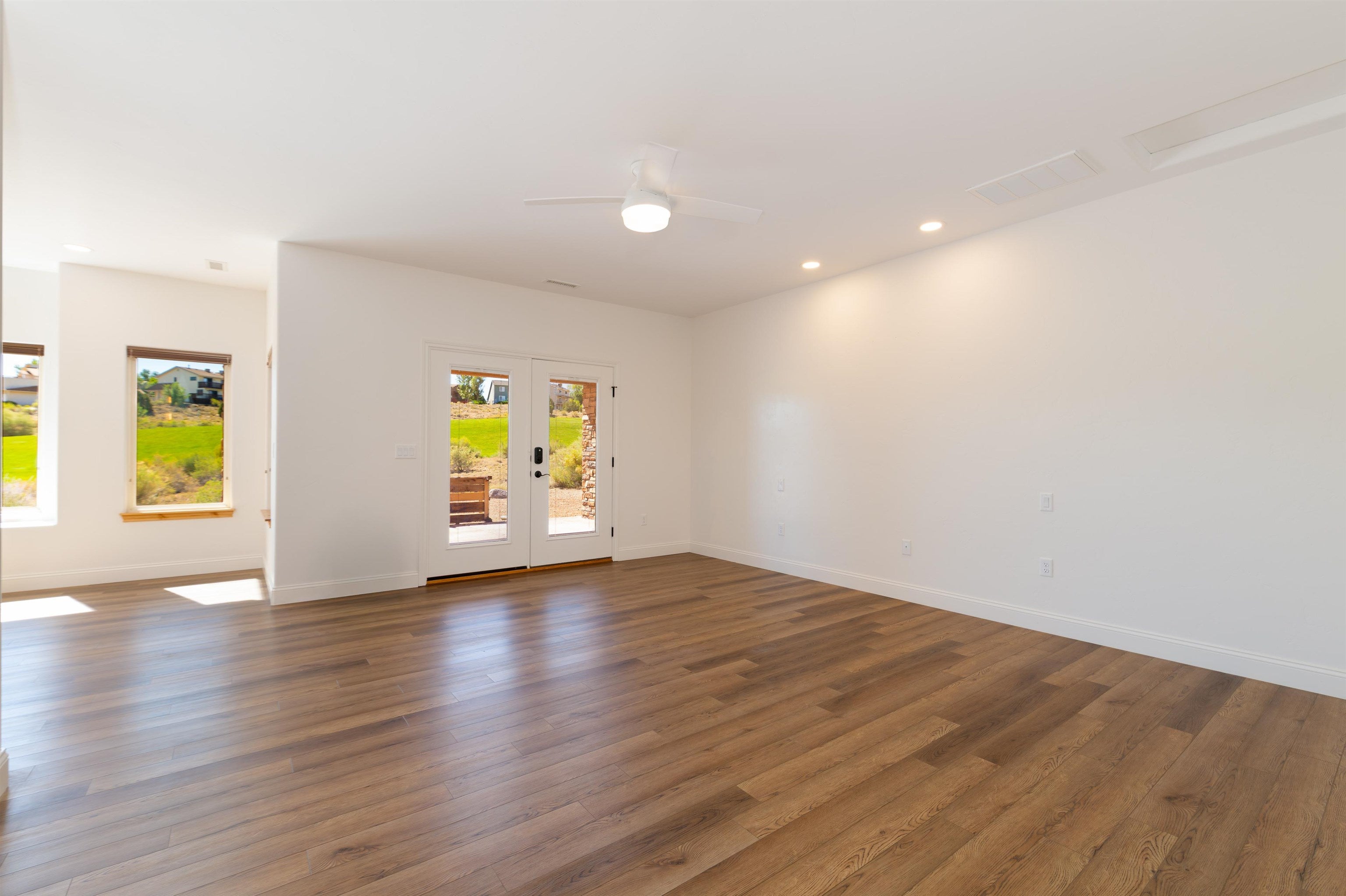 Grand Junction, Colorado, 81507, United States, 3 Bedrooms Bedrooms, ,3 BathroomsBathrooms,Residential,Active,1922305