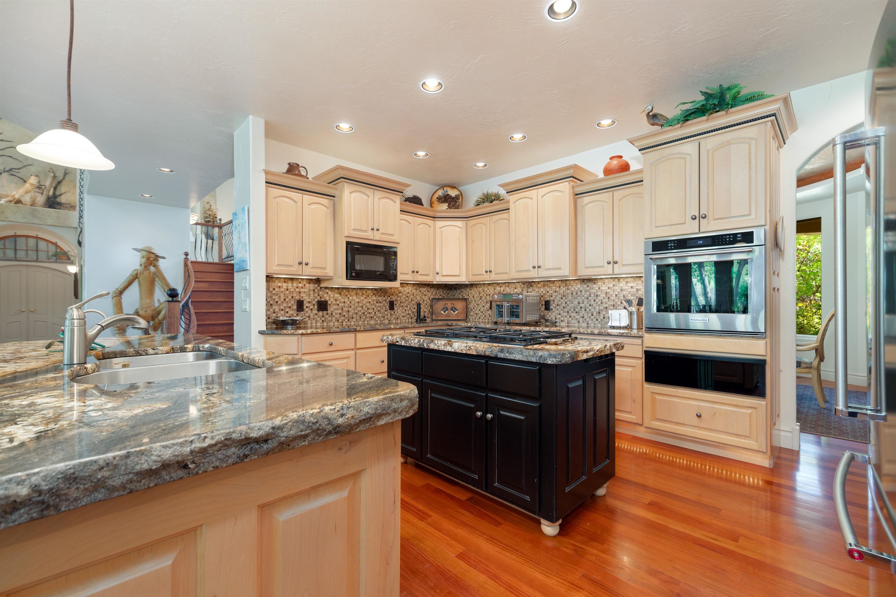 Grand Junction, Colorado, 81507, United States, 5 Bedrooms Bedrooms, ,6 BathroomsBathrooms,Residential,Active,2009860