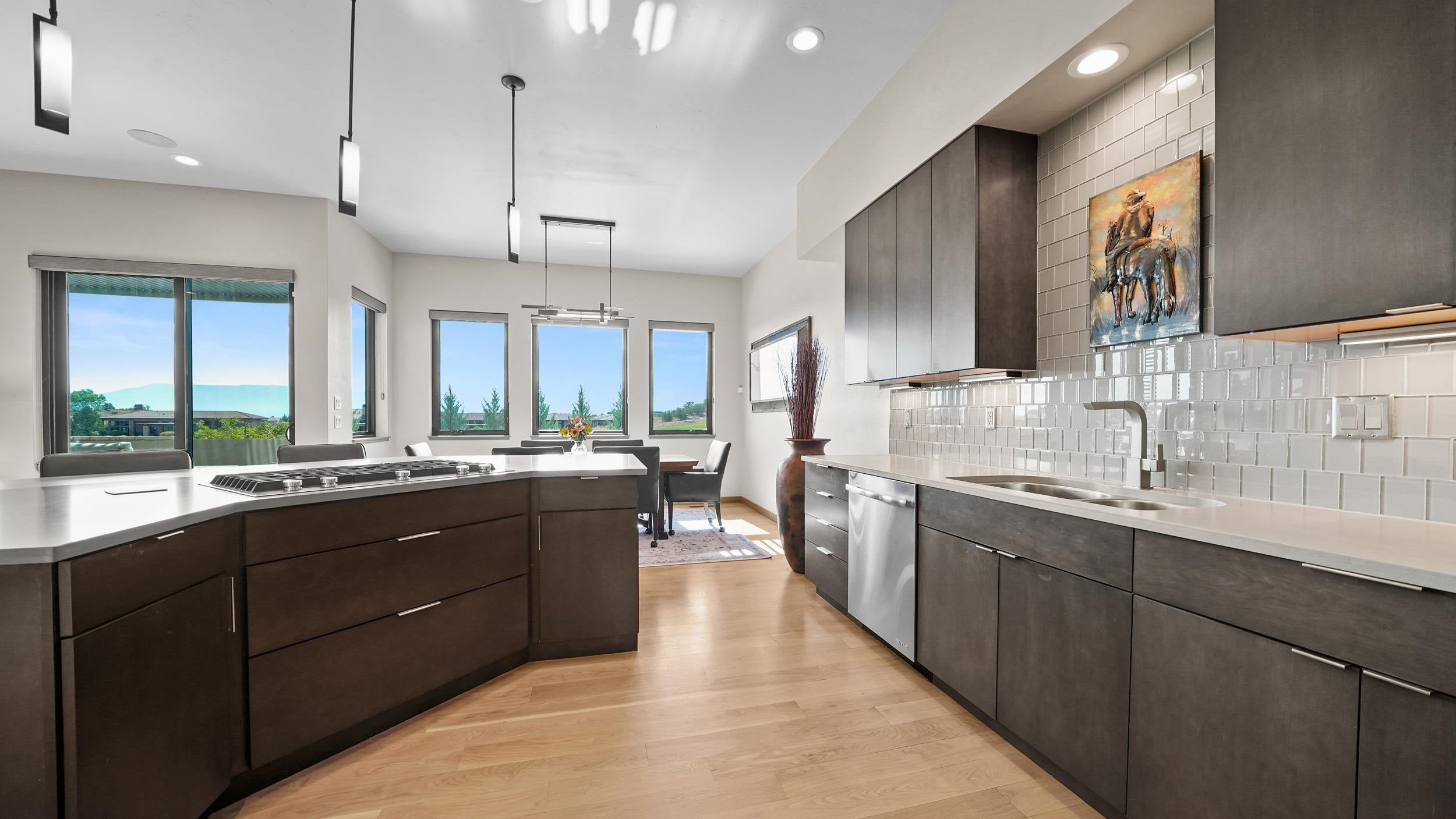 Grand Junction, Colorado, 81507, United States, 4 Bedrooms Bedrooms, ,4 BathroomsBathrooms,Residential,Active,1926885