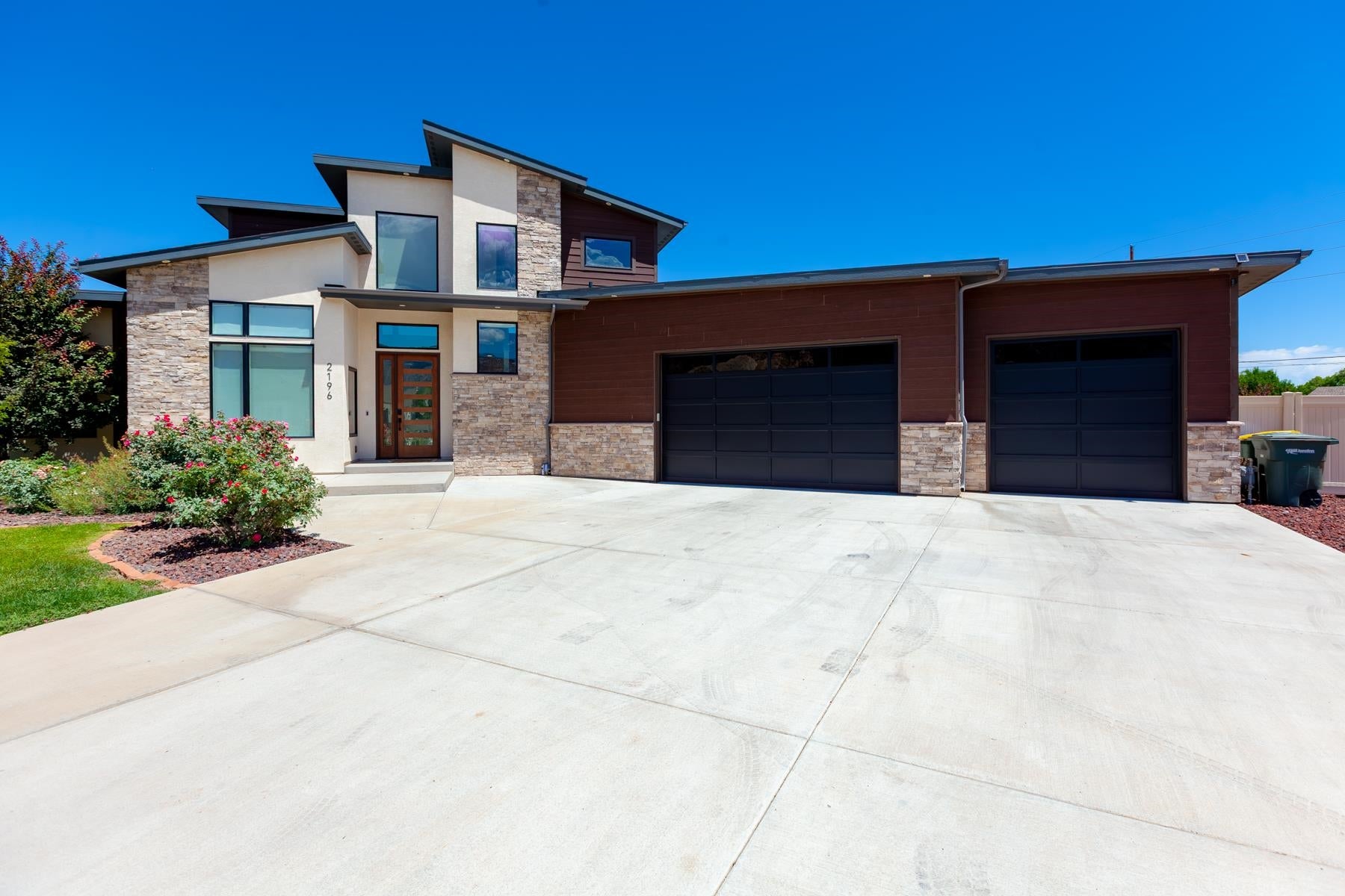 Grand Junction, Colorado, 81507, United States, 4 Bedrooms Bedrooms, ,4 BathroomsBathrooms,Residential,Active,1894545