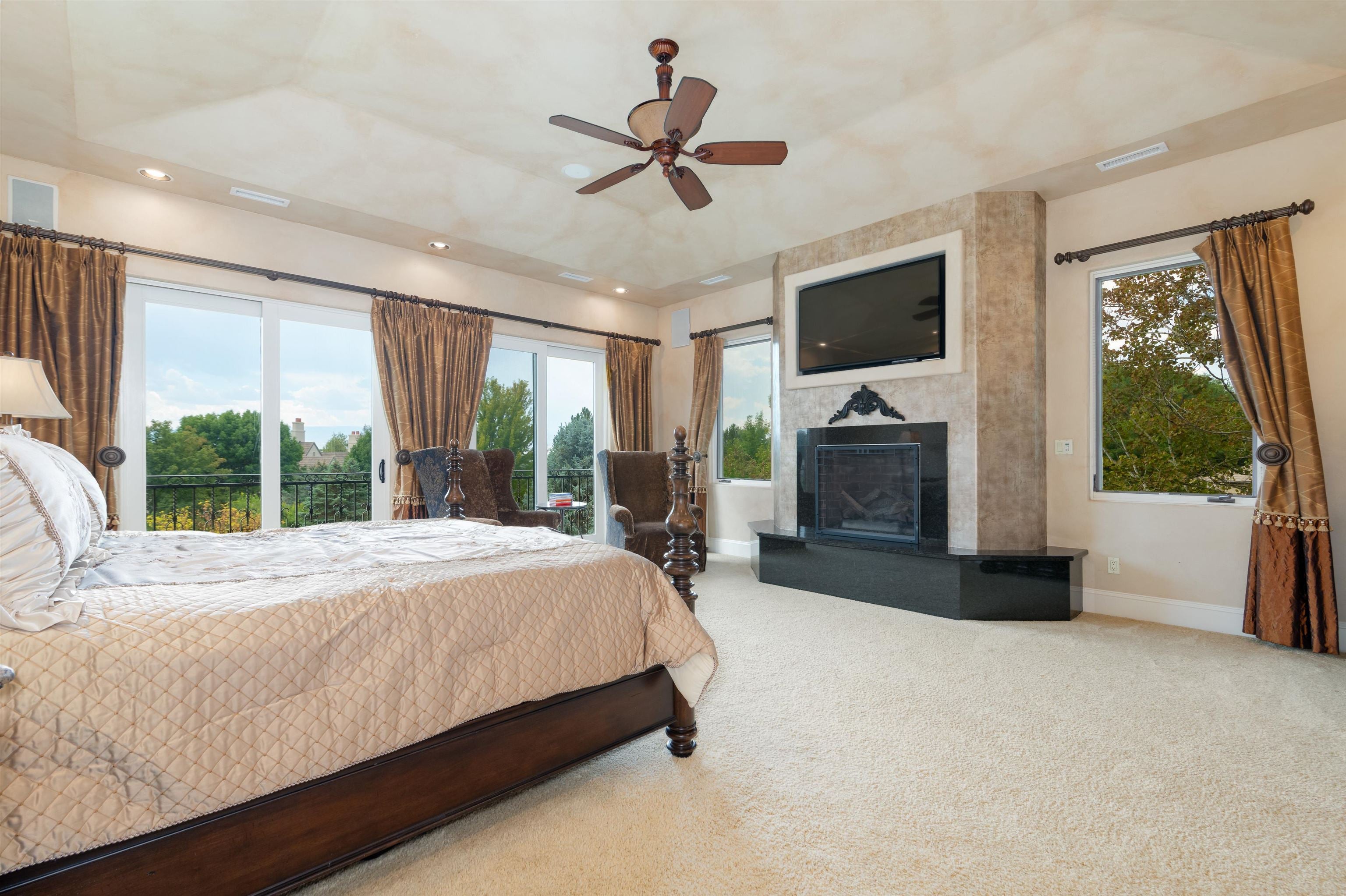 Grand Junction, Colorado, 81506, United States, 5 Bedrooms Bedrooms, ,7 BathroomsBathrooms,Residential,Active,1909661