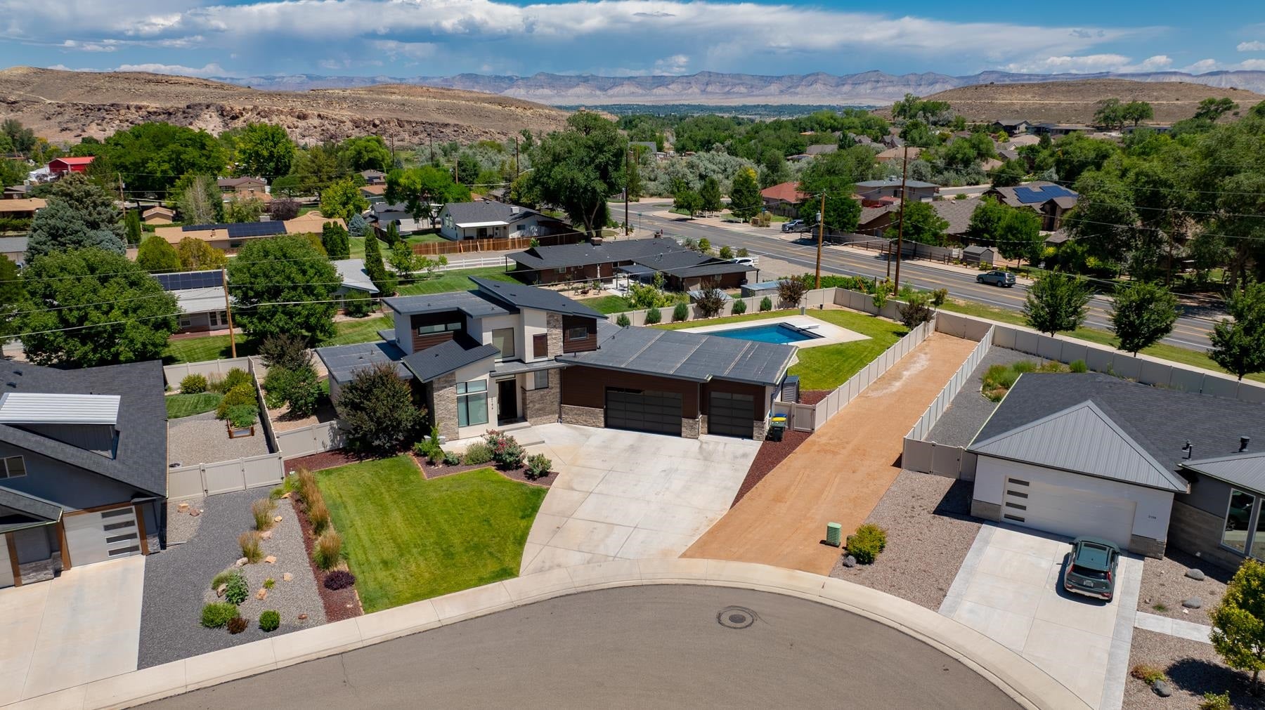 Grand Junction, Colorado, 81507, United States, 4 Bedrooms Bedrooms, ,4 BathroomsBathrooms,Residential,Active,1894545