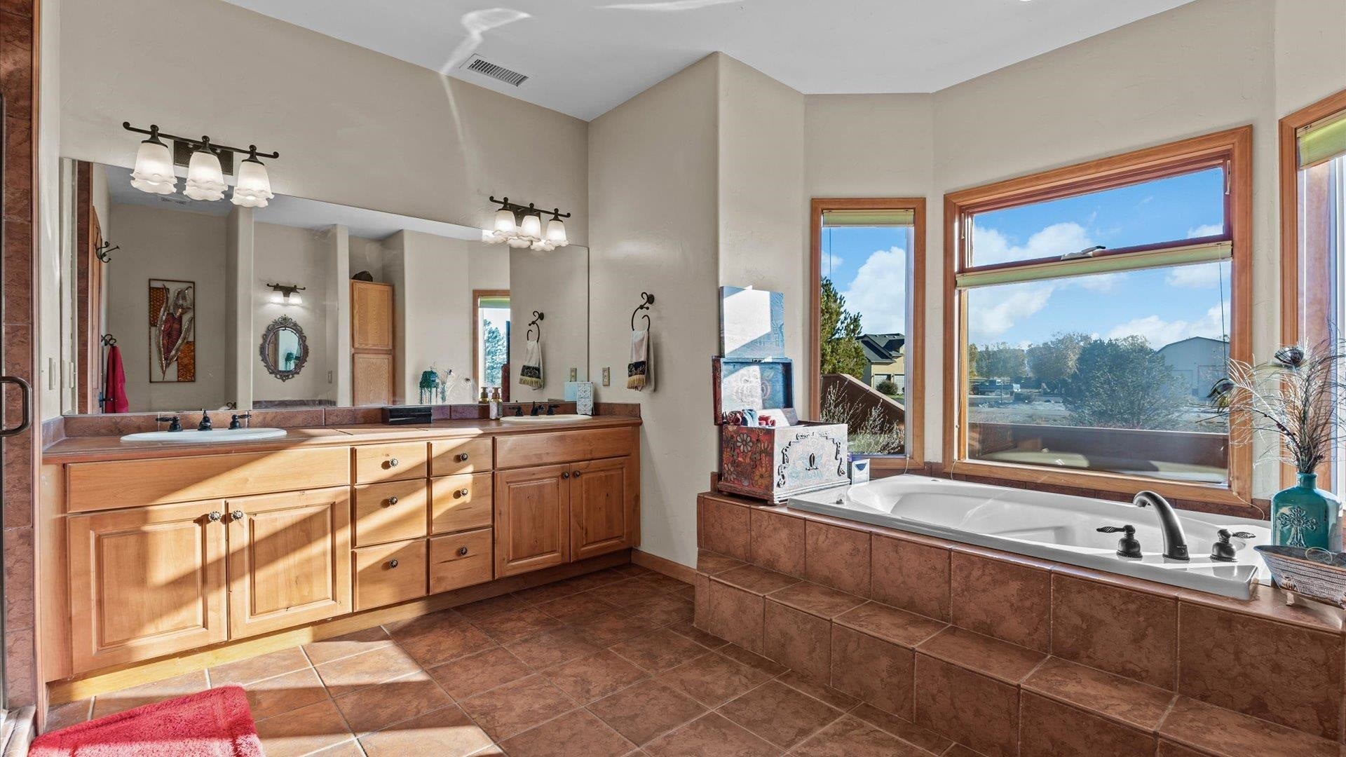 Loma, Colorado, 81524, United States, 4 Bedrooms Bedrooms, ,3 BathroomsBathrooms,Residential,Active,1988465