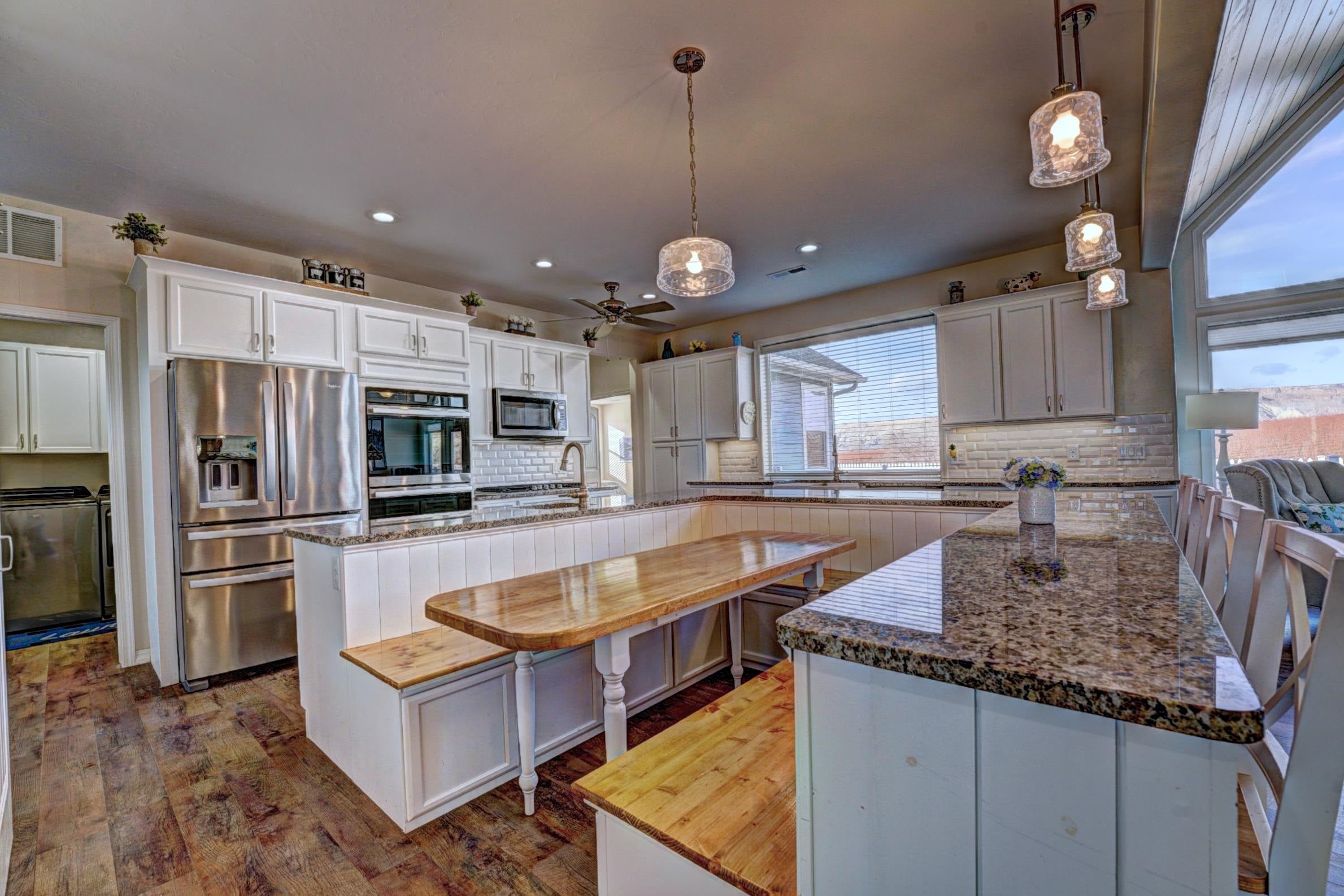 Palisade, Colorado, 81526, United States, 3 Bedrooms Bedrooms, ,3 BathroomsBathrooms,Residential,Active,2015436