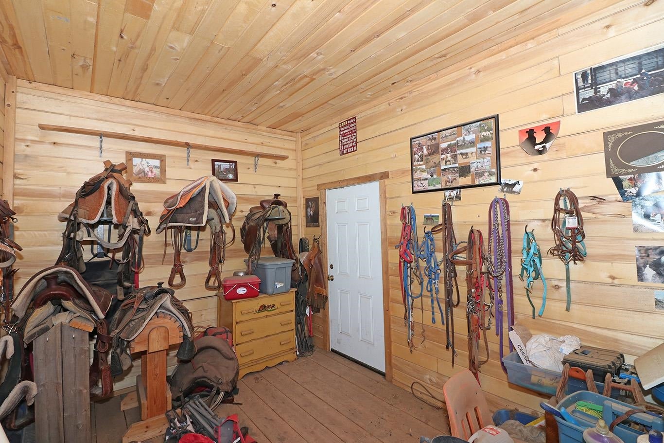 Loma, Colorado, 81524, United States, 2 Bedrooms Bedrooms, ,1 BathroomBathrooms,Residential,Active,1894238