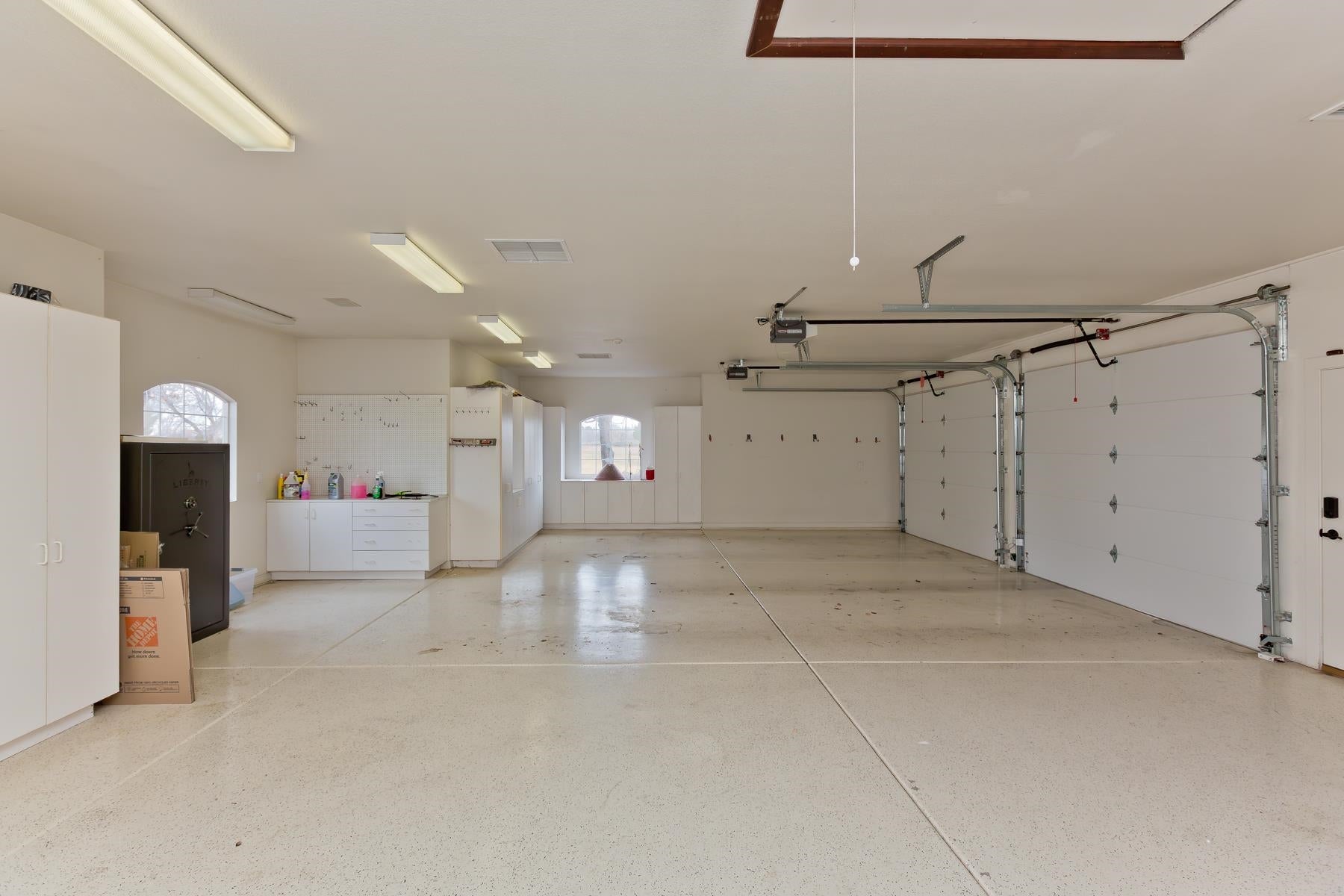 Grand Junction, Colorado, 81505, United States, 4 Bedrooms Bedrooms, ,5 BathroomsBathrooms,Residential,Active,1945340