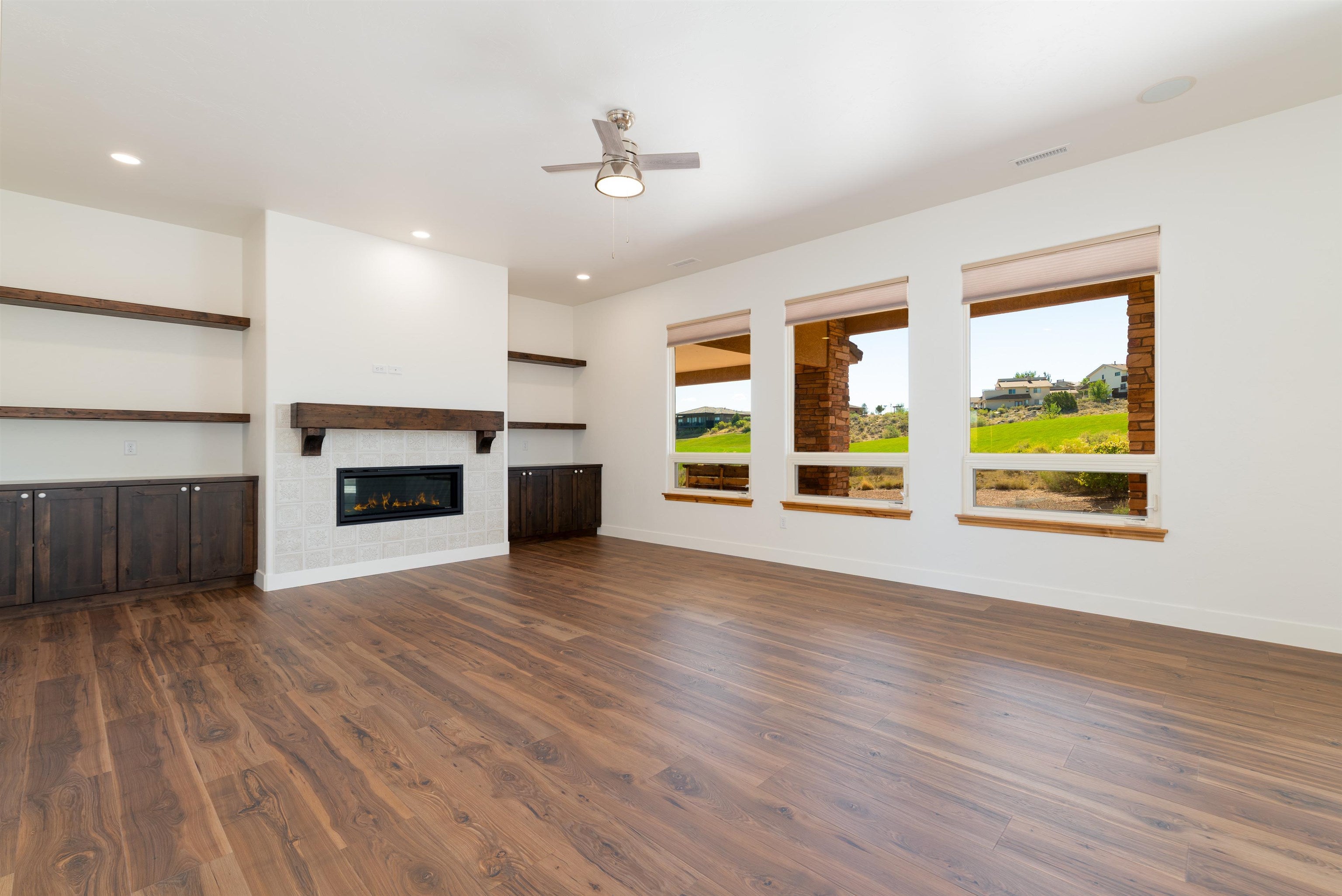 Grand Junction, Colorado, 81507, United States, 3 Bedrooms Bedrooms, ,3 BathroomsBathrooms,Residential,Active,1922305