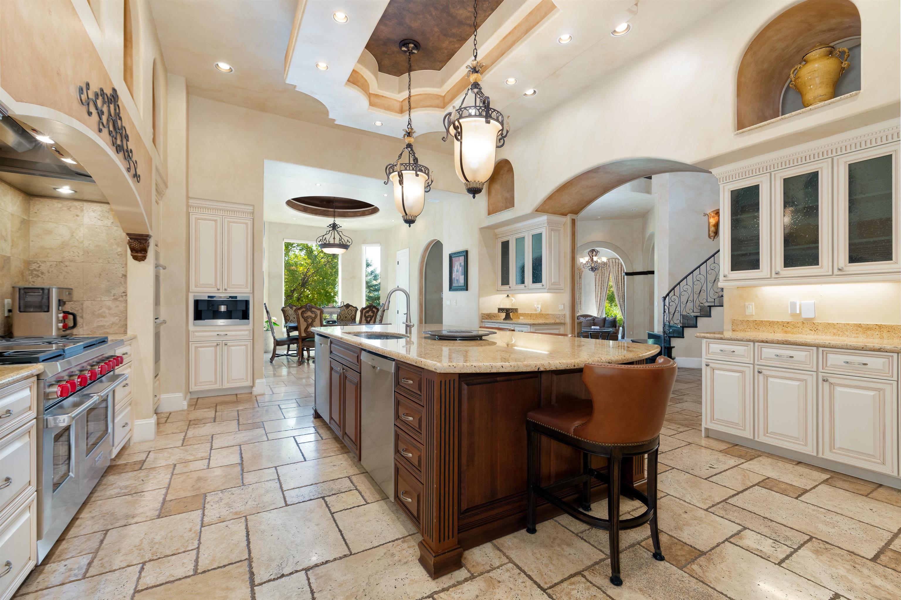 Grand Junction, Colorado, 81506, United States, 5 Bedrooms Bedrooms, ,7 BathroomsBathrooms,Residential,Active,1909661