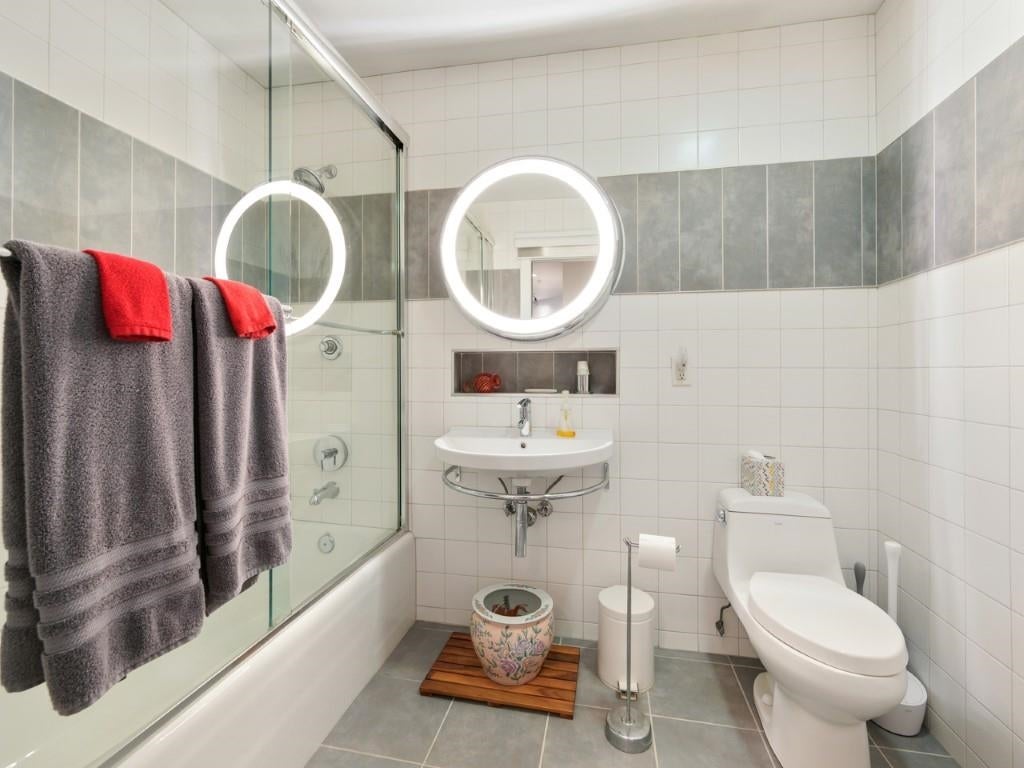 Grand Junction, Colorado, 81501, United States, 3 Bedrooms Bedrooms, ,5 BathroomsBathrooms,Residential,Active,1963247