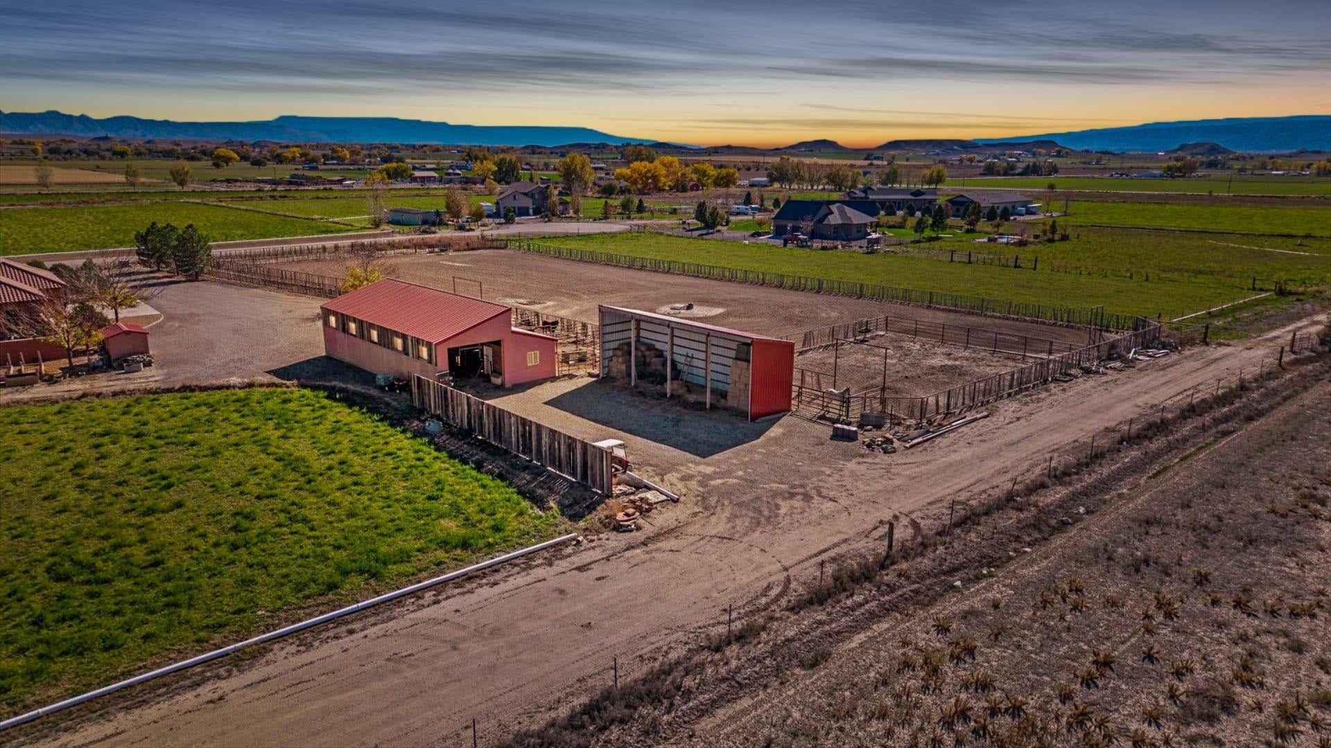 Loma, Colorado, 81524, United States, 4 Bedrooms Bedrooms, ,3 BathroomsBathrooms,Residential,Active,1988465