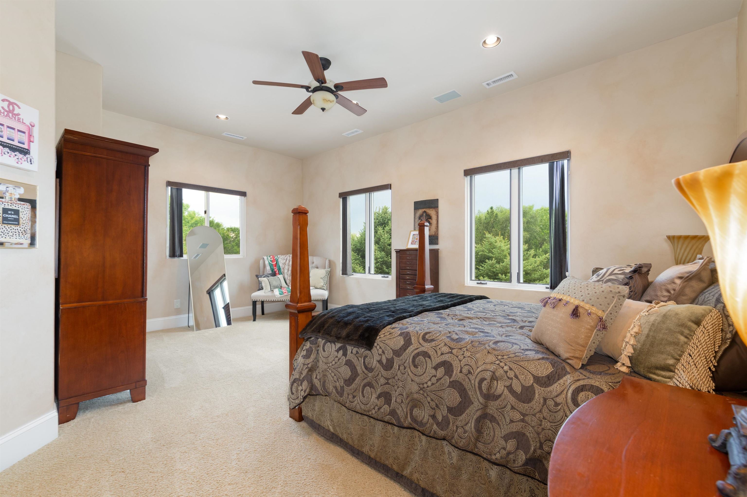 Grand Junction, Colorado, 81506, United States, 5 Bedrooms Bedrooms, ,7 BathroomsBathrooms,Residential,Active,1909661