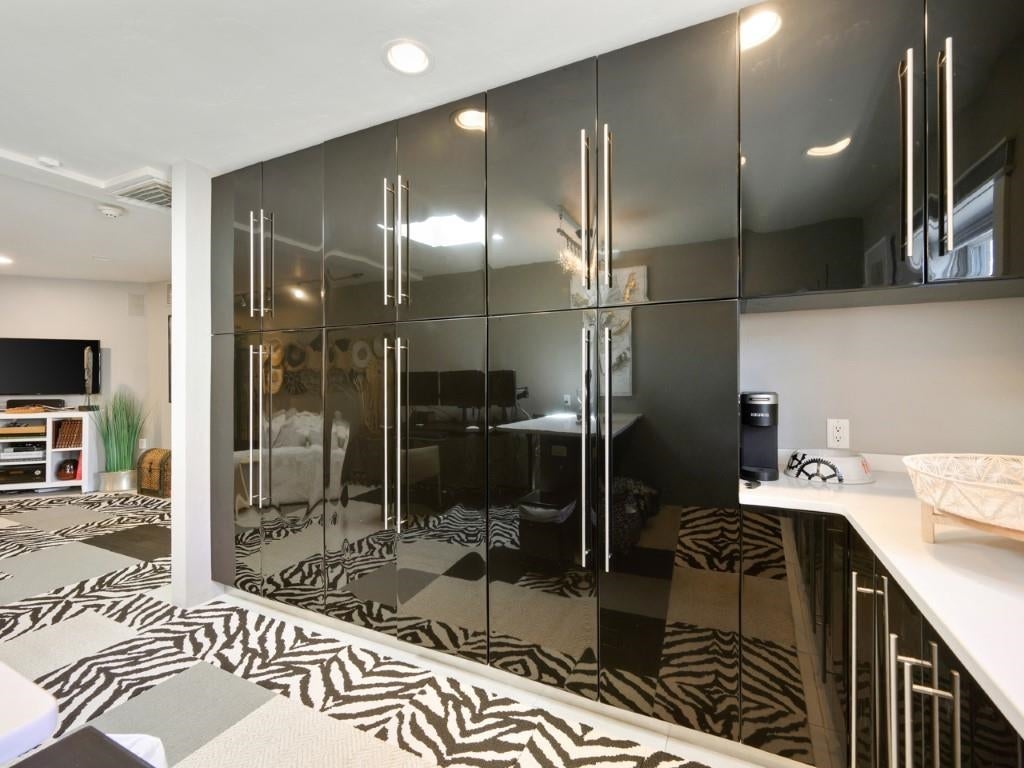 Grand Junction, Colorado, 81501, United States, 3 Bedrooms Bedrooms, ,5 BathroomsBathrooms,Residential,Active,1963247