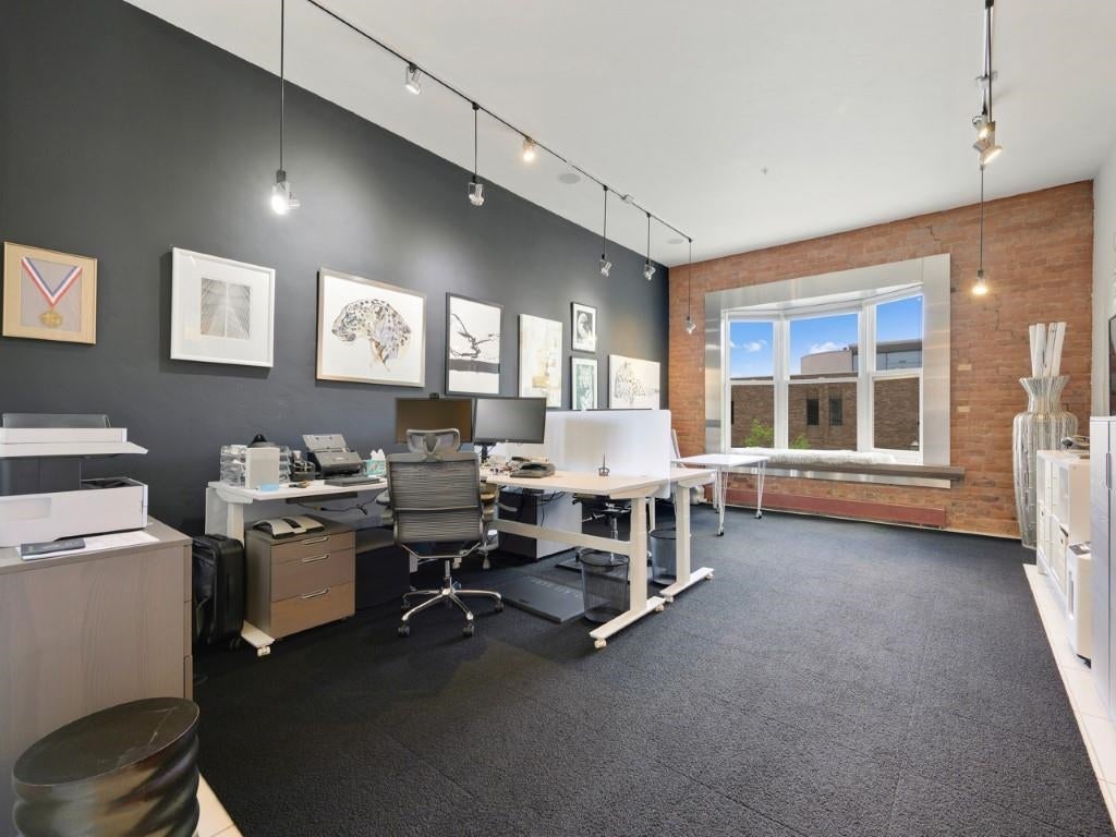 Grand Junction, Colorado, 81501, United States, 3 Bedrooms Bedrooms, ,5 BathroomsBathrooms,Residential,Active,1963247