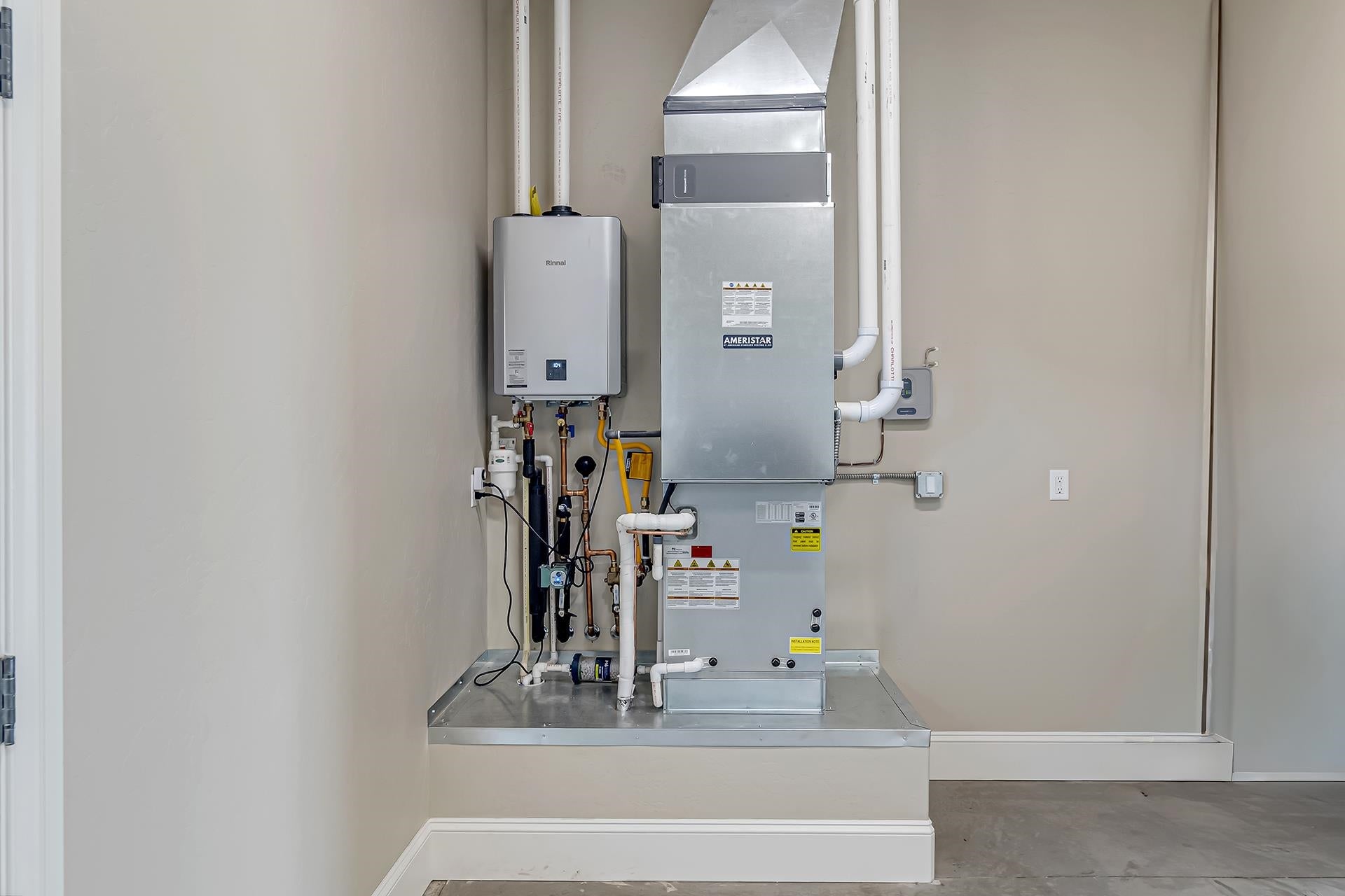 Grand Junction, Colorado, 81505, United States, 4 Bedrooms Bedrooms, ,4 BathroomsBathrooms,Residential,Active,2006904