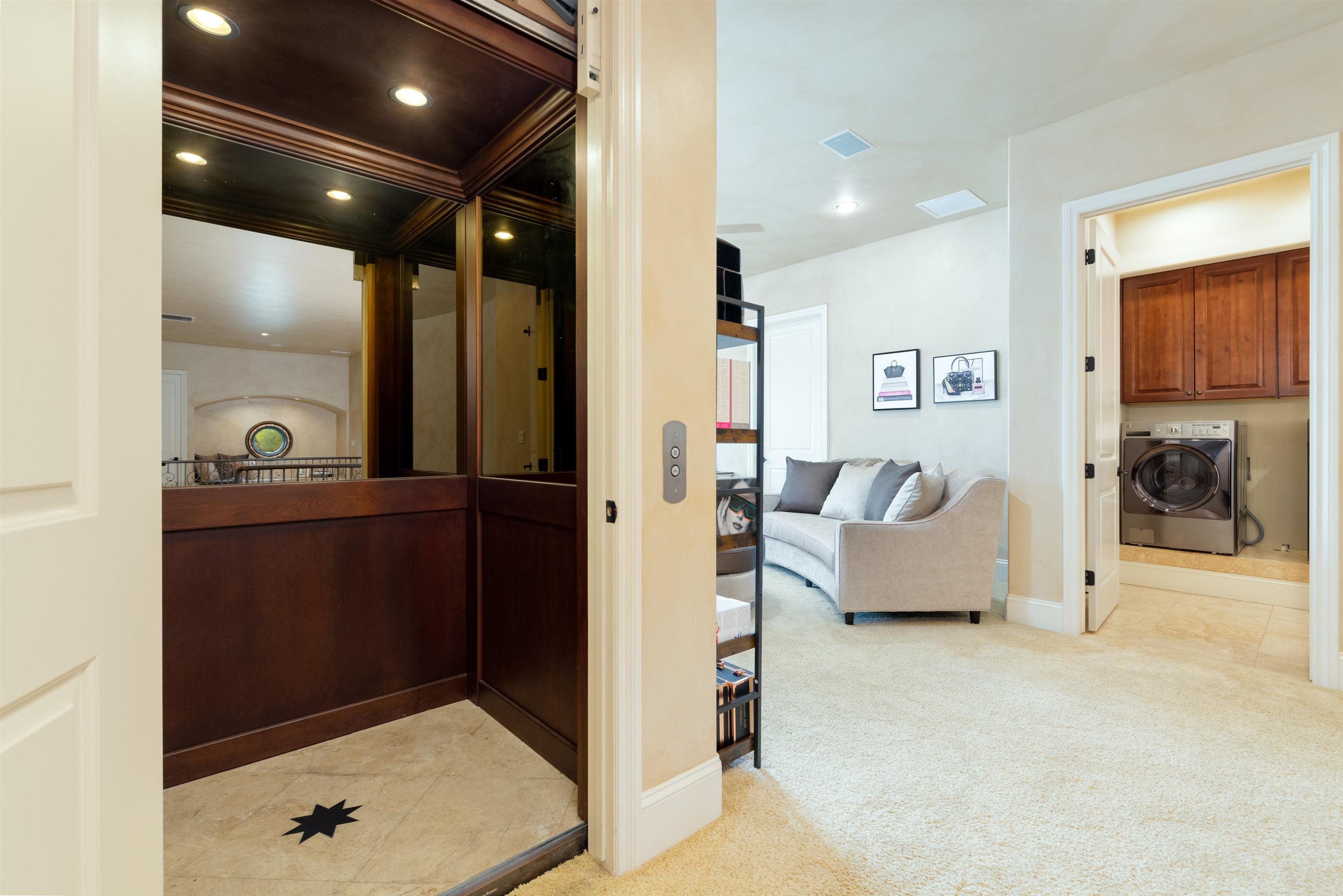 Grand Junction, Colorado, 81506, United States, 5 Bedrooms Bedrooms, ,7 BathroomsBathrooms,Residential,Active,1909661