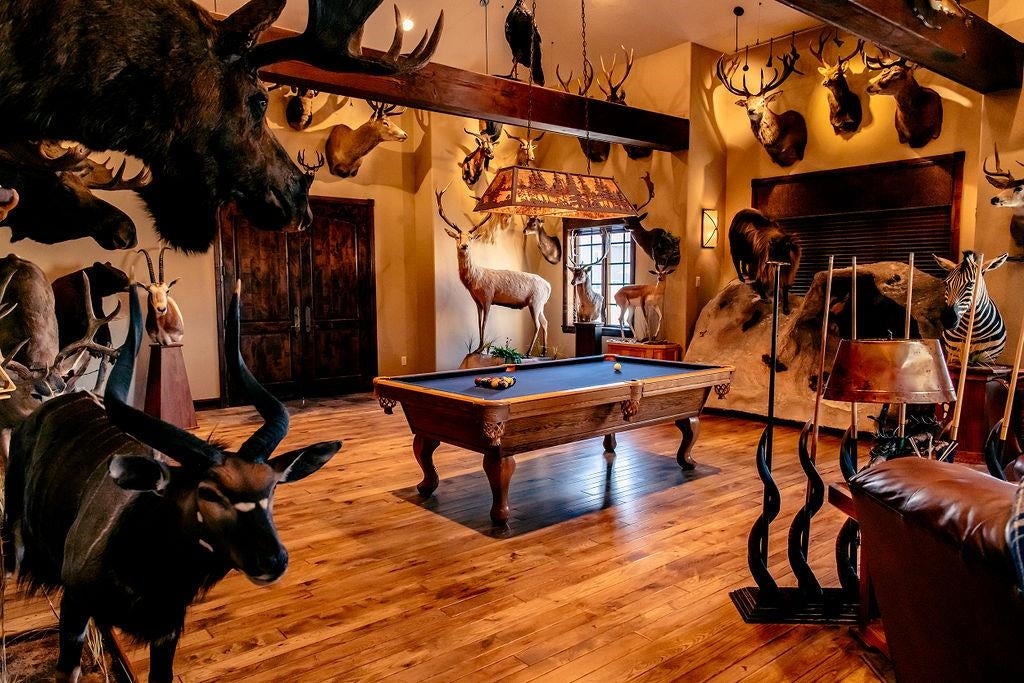 Rangely, Colorado, 81648, United States, 5 Bedrooms Bedrooms, ,5 BathroomsBathrooms,Residential,Active,1899225