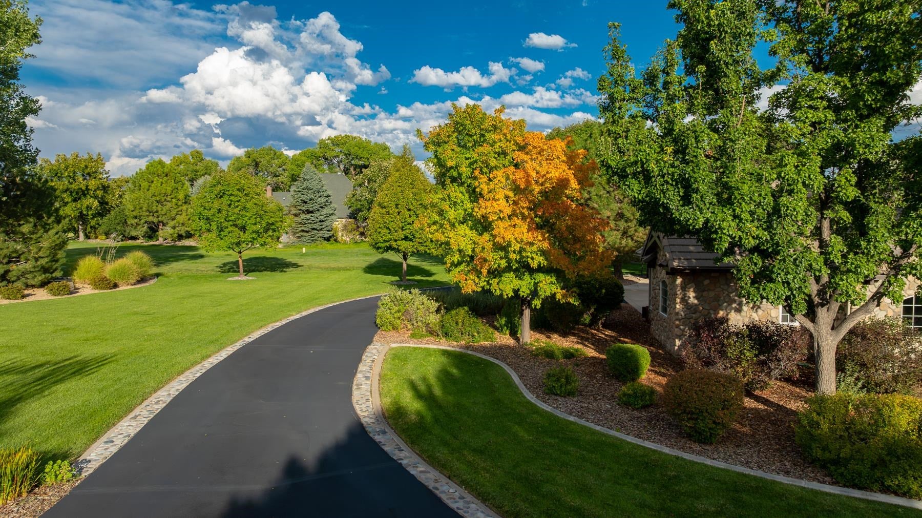 Grand Junction, Colorado, 81505, United States, 4 Bedrooms Bedrooms, ,5 BathroomsBathrooms,Residential,Active,1945340
