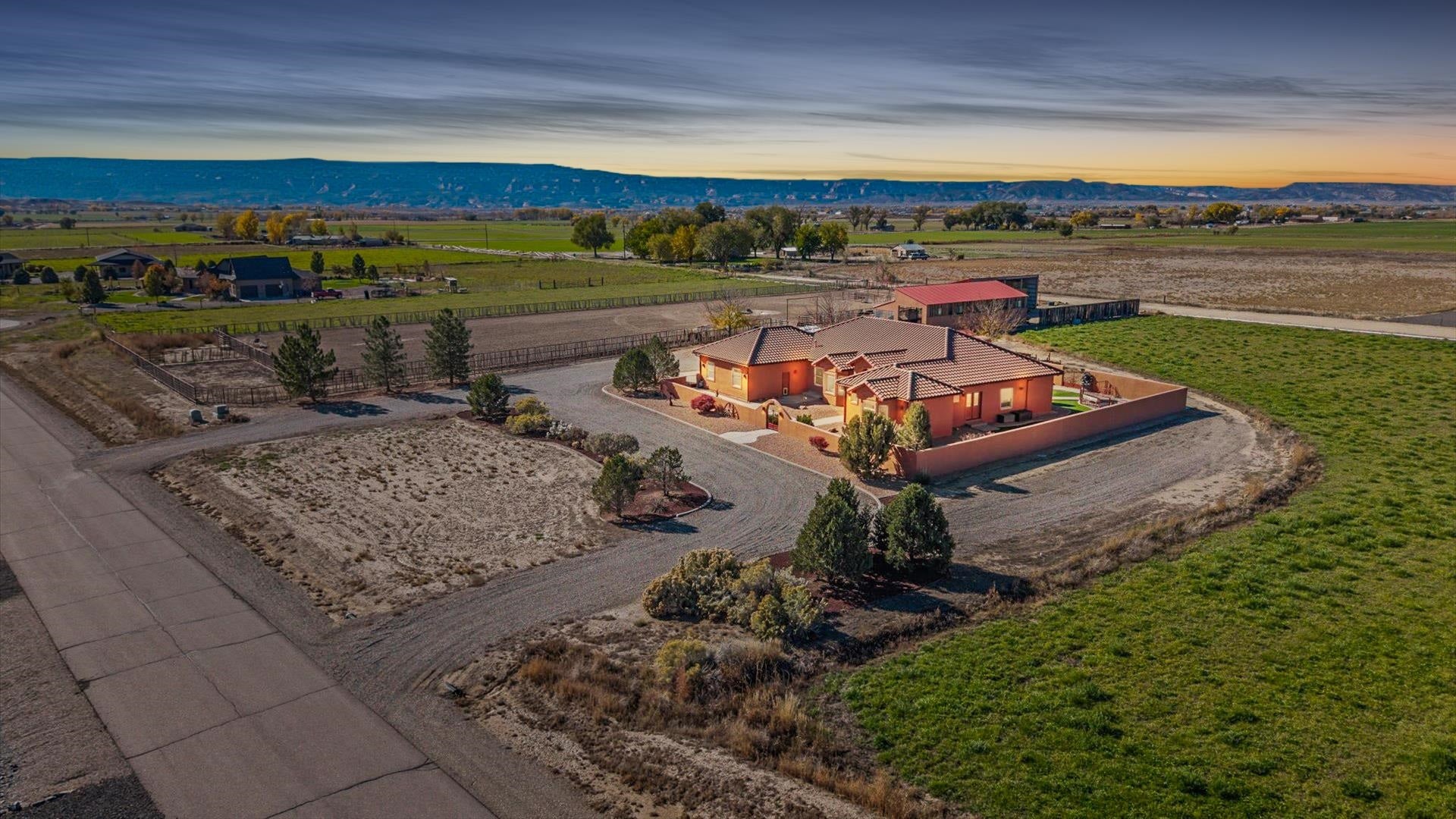 Loma, Colorado, 81524, United States, 4 Bedrooms Bedrooms, ,3 BathroomsBathrooms,Residential,Active,1988465