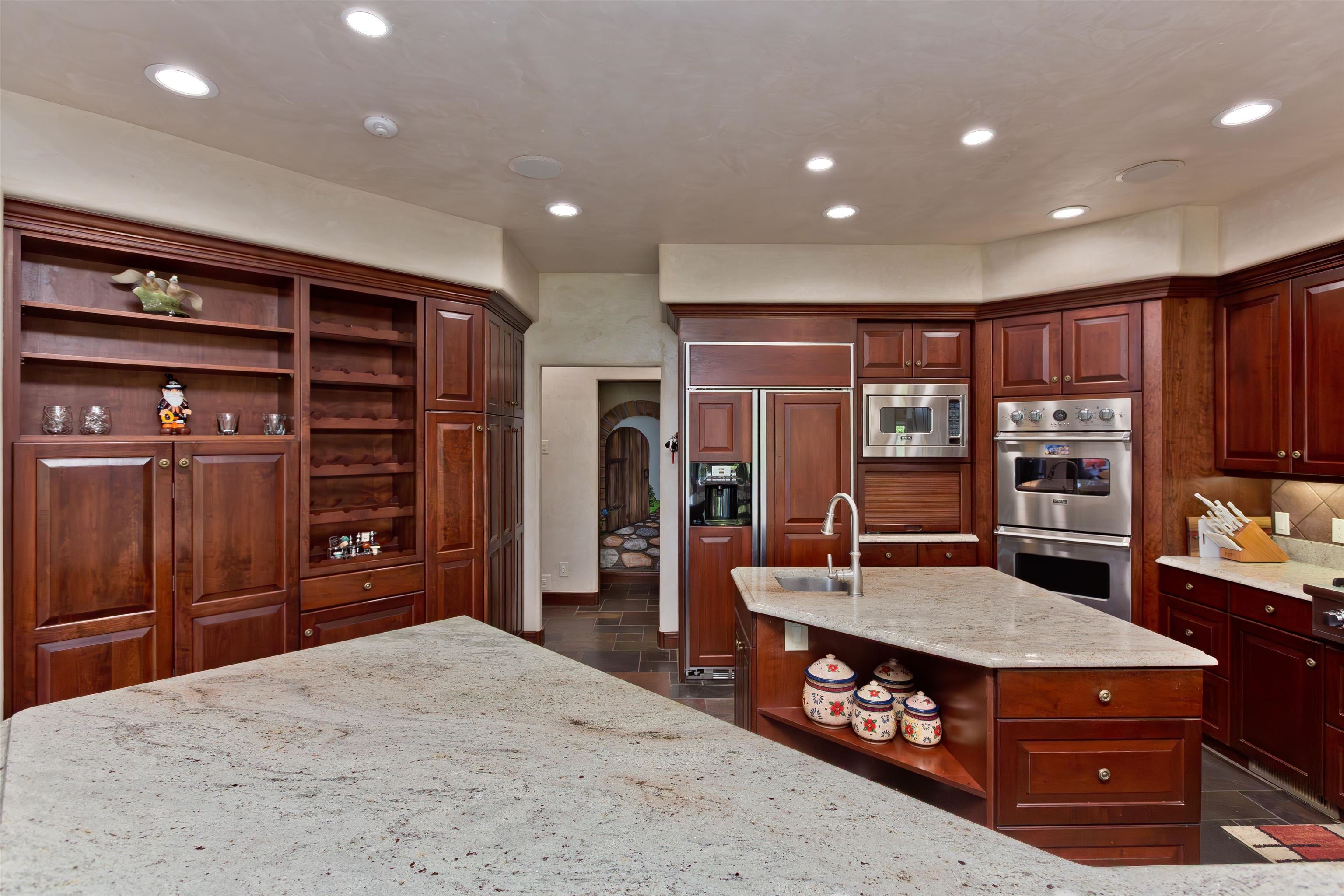 Grand Junction, Colorado, 81505, United States, 4 Bedrooms Bedrooms, ,5 BathroomsBathrooms,Residential,Active,1945340