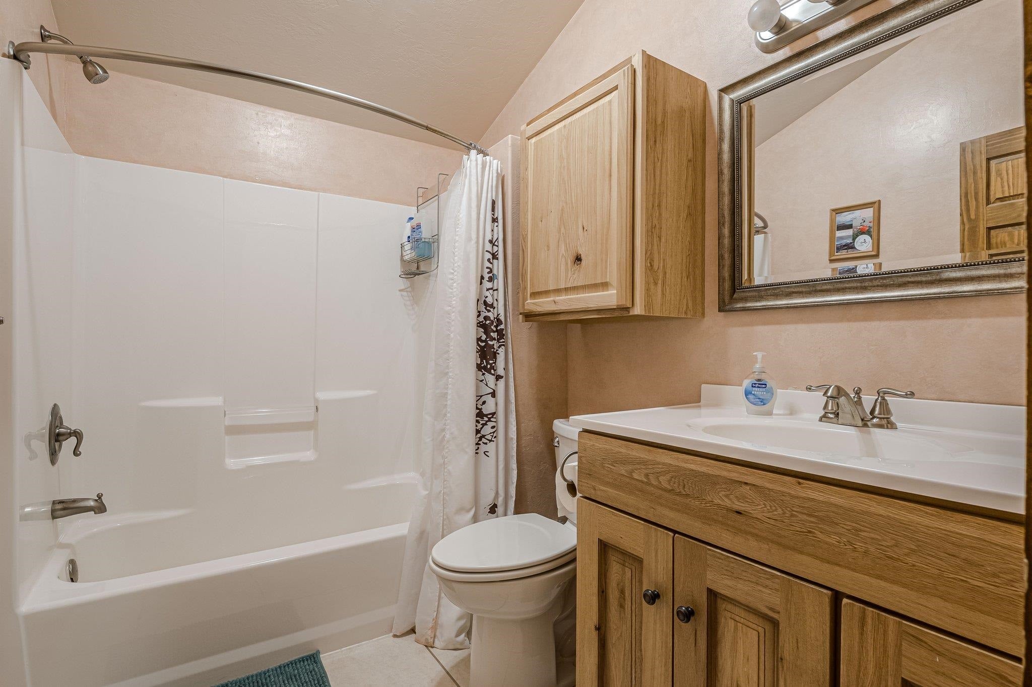 Palisade, Colorado, 81526, United States, 7 Bedrooms Bedrooms, ,5 BathroomsBathrooms,Residential,Active,1773219