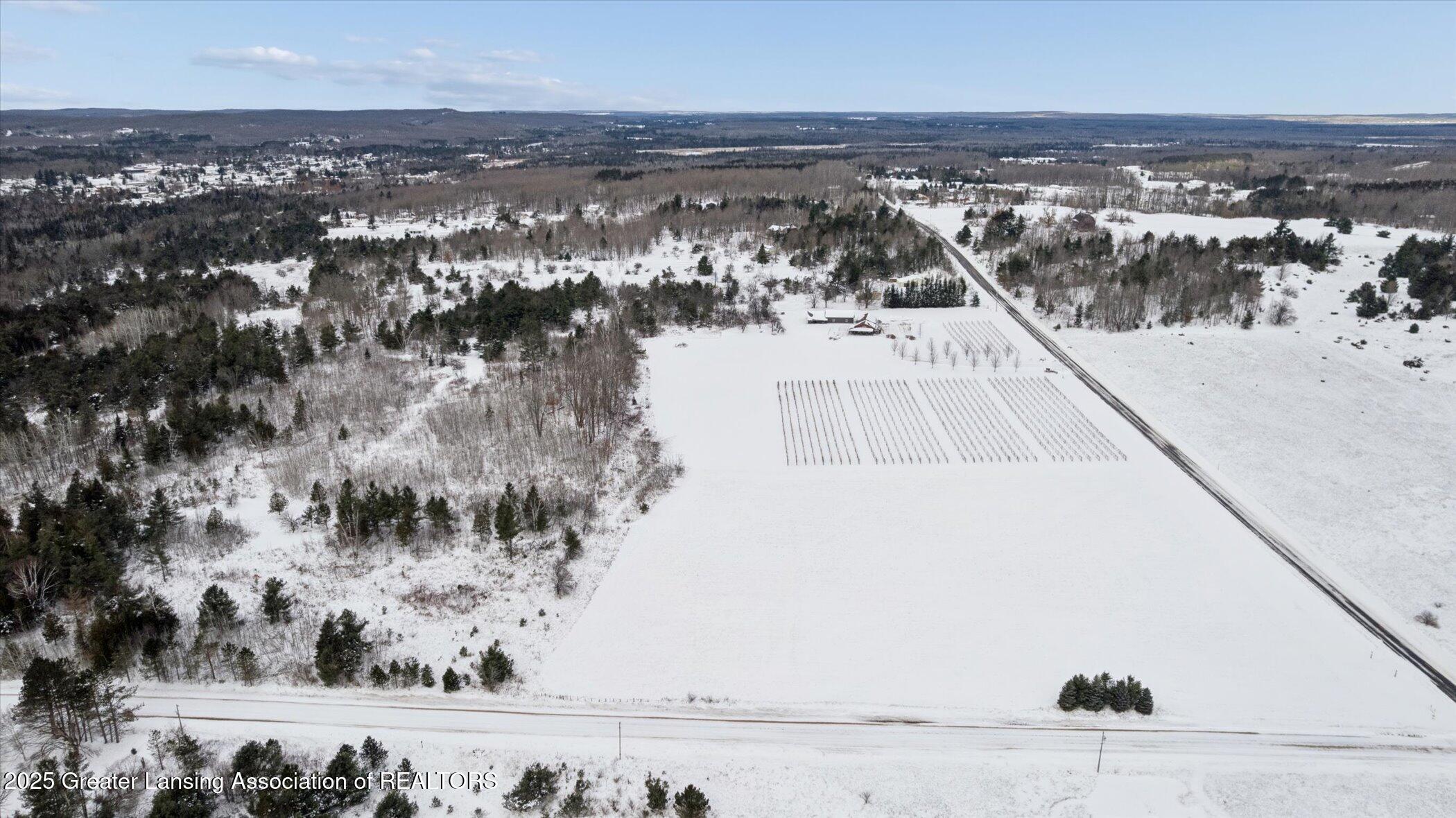 Alanson, Michigan, 49706, United States, 2 Bedrooms Bedrooms, ,2 BathroomsBathrooms,Residential,Active,2007033