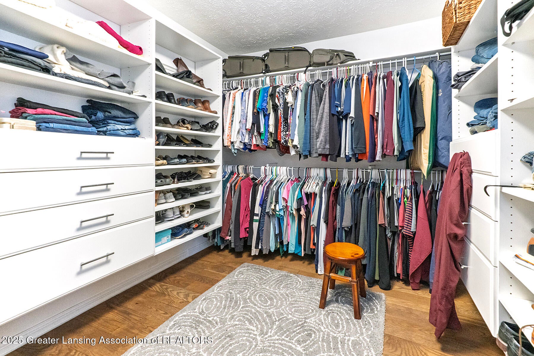 Okemos, Michigan, 48864, United States, 4 Bedrooms Bedrooms, ,5 BathroomsBathrooms,Residential,Active,1998602