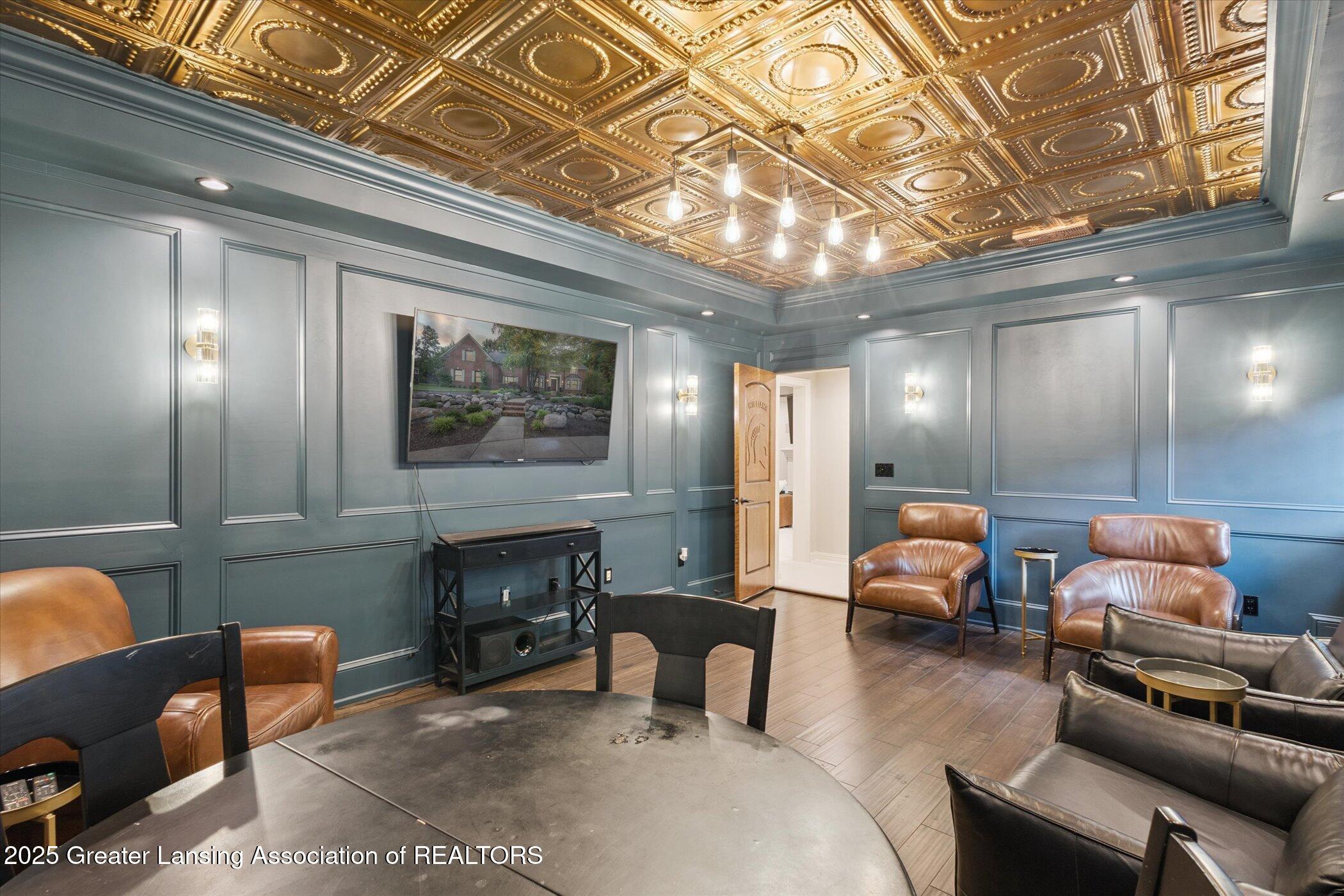 Okemos, Michigan, 48864, United States, 5 Bedrooms Bedrooms, ,6 BathroomsBathrooms,Residential,Active,2007165