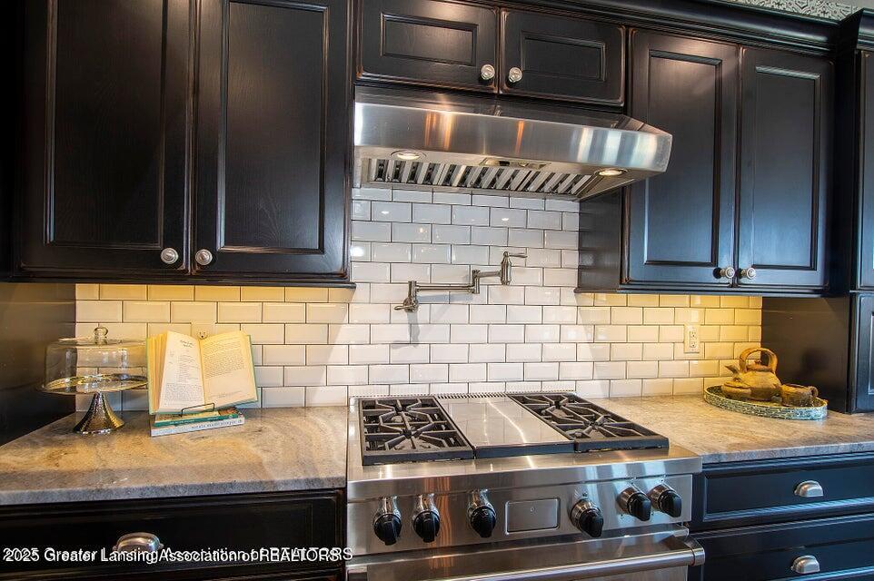 Grand Ledge, Michigan, 48837, United States, 4 Bedrooms Bedrooms, ,5 BathroomsBathrooms,Residential,Contingent,2006820