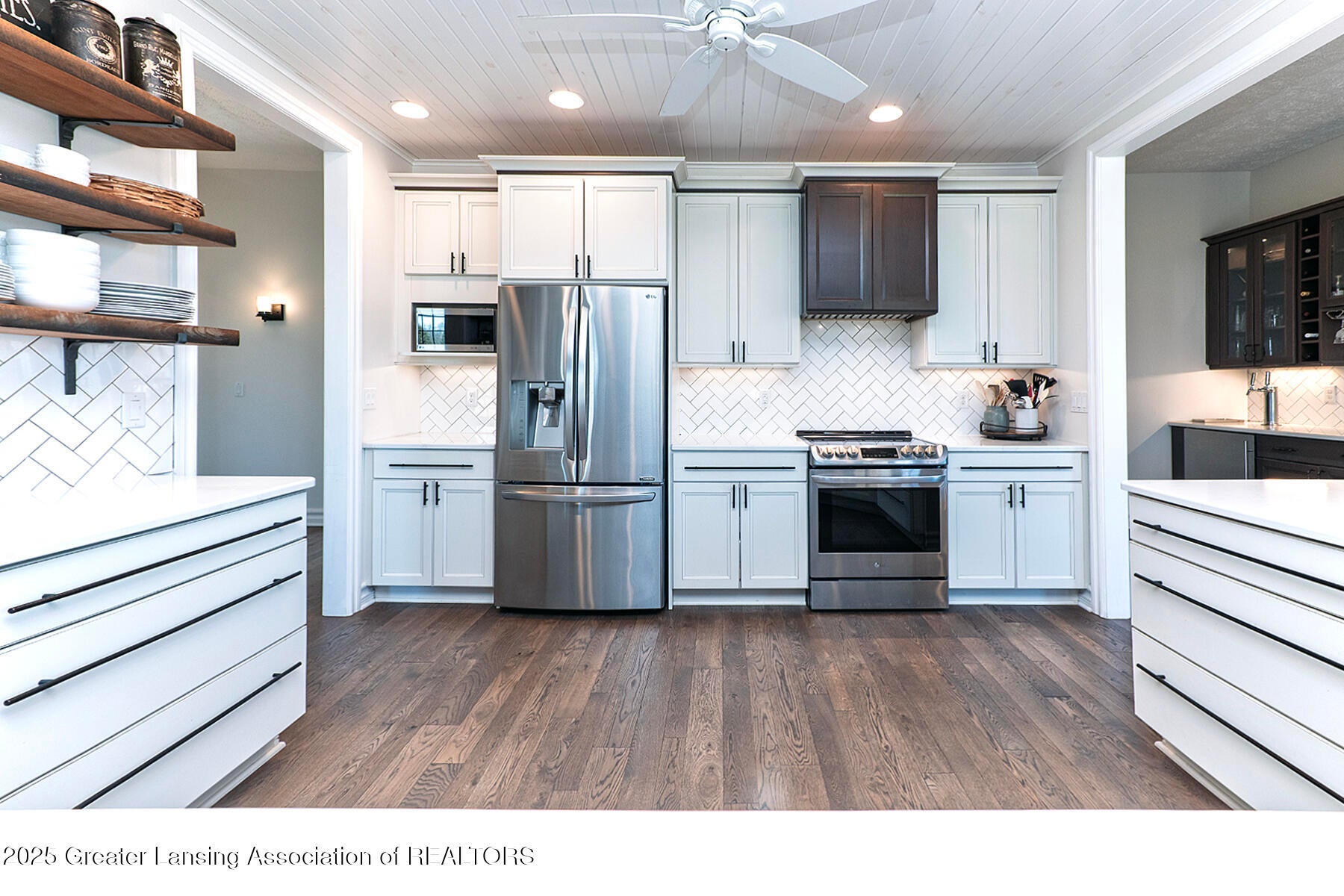 Okemos, Michigan, 48864, United States, 4 Bedrooms Bedrooms, ,5 BathroomsBathrooms,Residential,Active,1998602