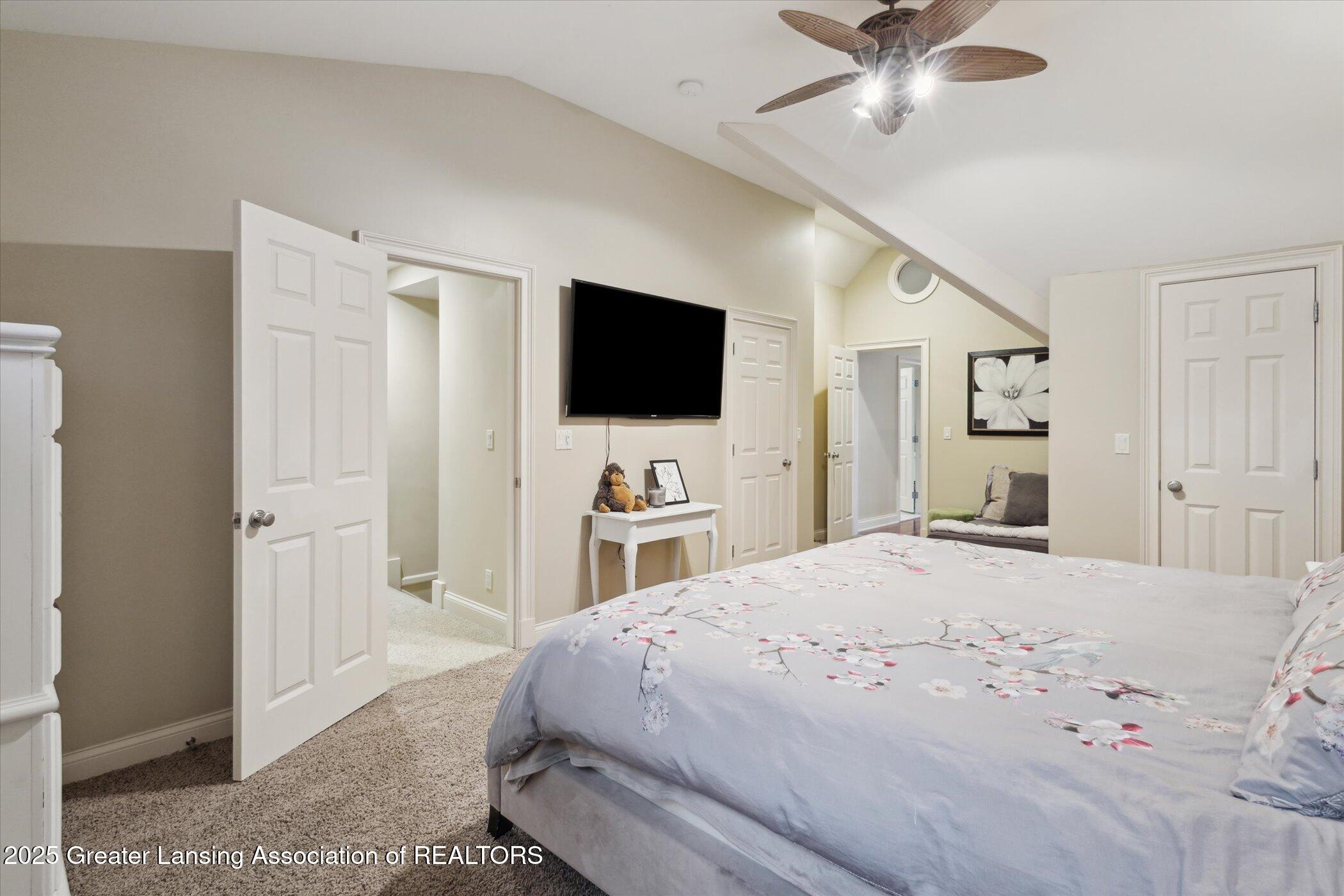 Lansing, Michigan, 48911, United States, 5 Bedrooms Bedrooms, ,5 BathroomsBathrooms,Residential,Active,1988463