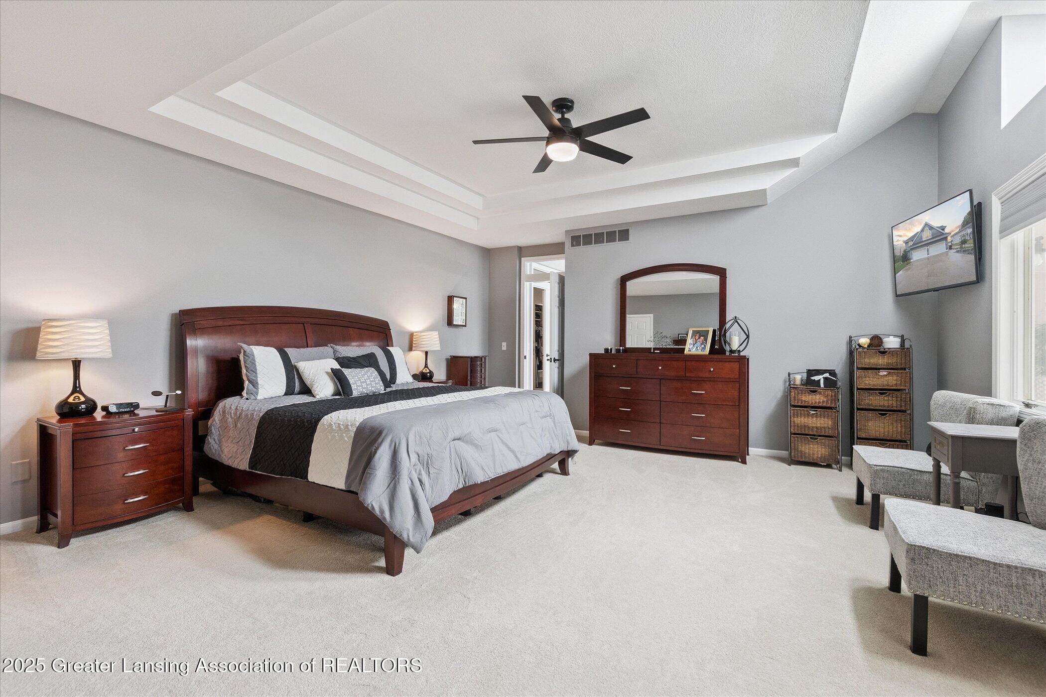 Haslett, Michigan, 48840, United States, 4 Bedrooms Bedrooms, ,3 BathroomsBathrooms,Residential,Contingent,1988482