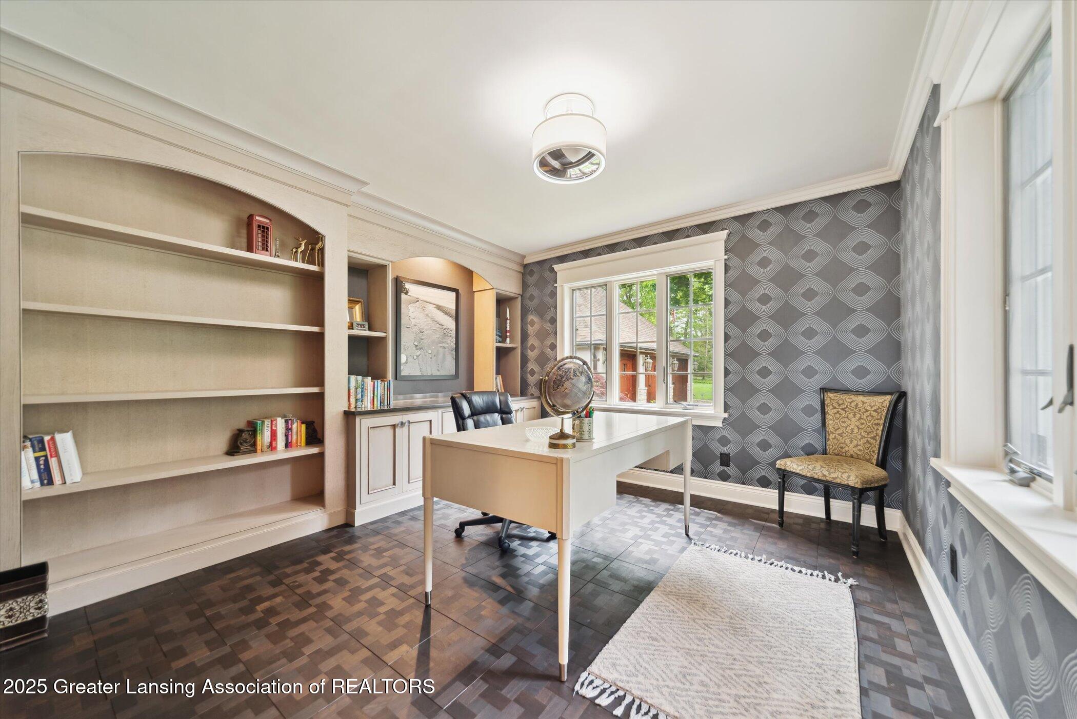 Lansing, Michigan, 48911, United States, 5 Bedrooms Bedrooms, ,5 BathroomsBathrooms,Residential,Active,1988463