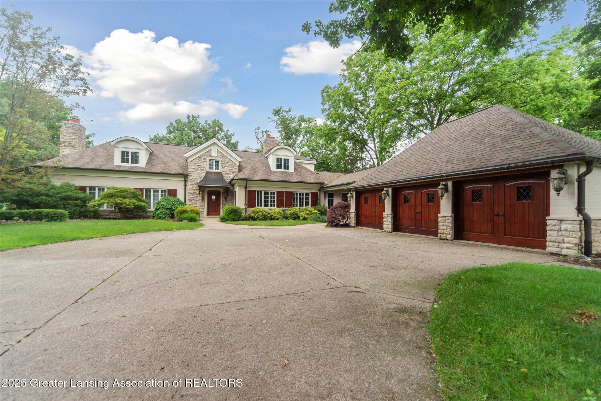 Lansing, Michigan, 48911, United States, 5 Bedrooms Bedrooms, ,5 BathroomsBathrooms,Residential,Active,1988463