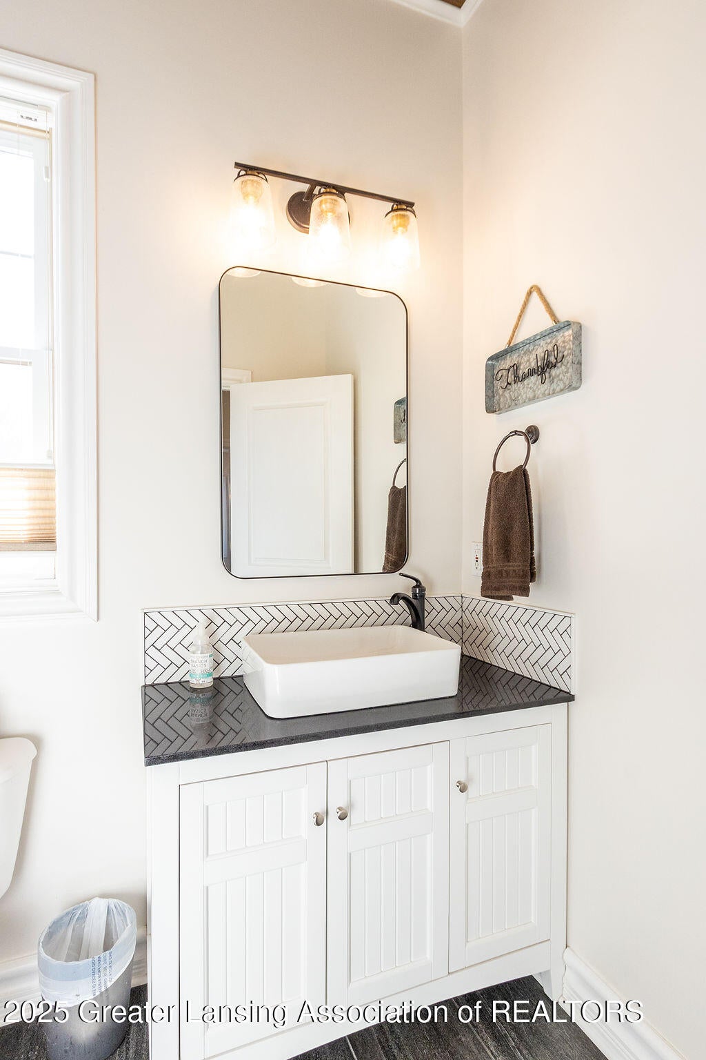 Okemos, Michigan, 48864, United States, 4 Bedrooms Bedrooms, ,5 BathroomsBathrooms,Residential,Active,1998602