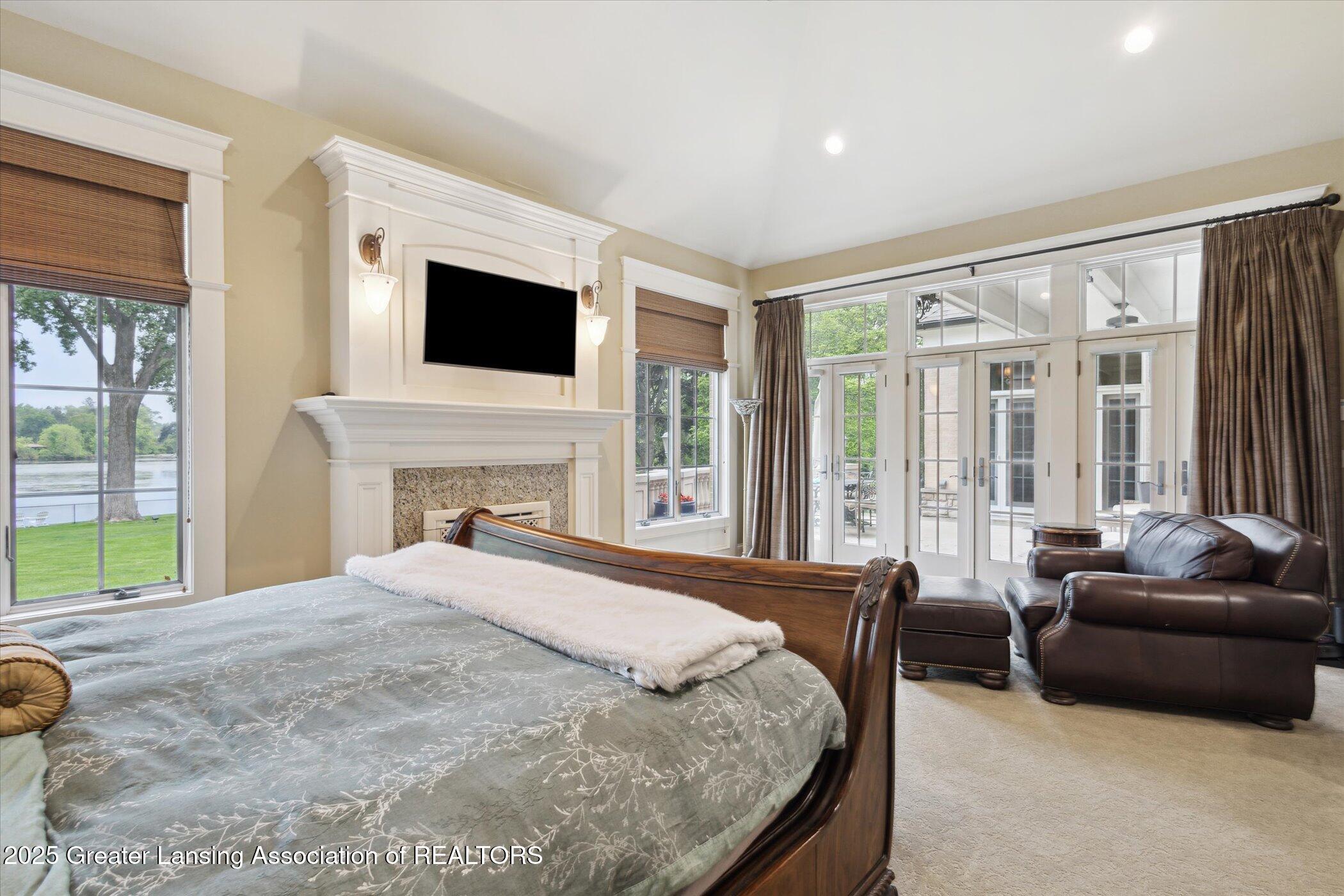 Lansing, Michigan, 48911, United States, 5 Bedrooms Bedrooms, ,5 BathroomsBathrooms,Residential,Active,1988463