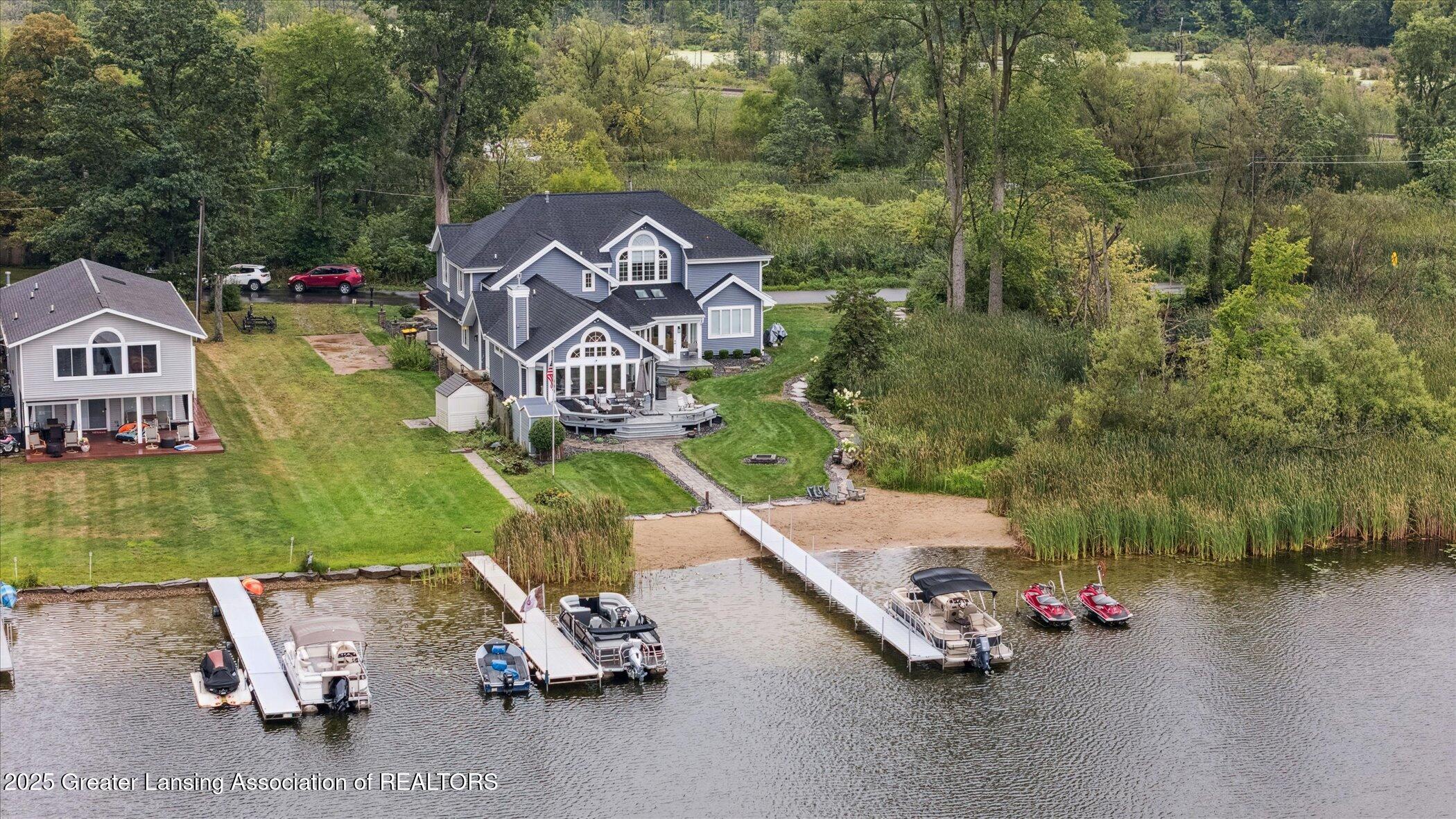 Haslett, Michigan, 48840, United States, 4 Bedrooms Bedrooms, ,3 BathroomsBathrooms,Residential,Contingent,1988482
