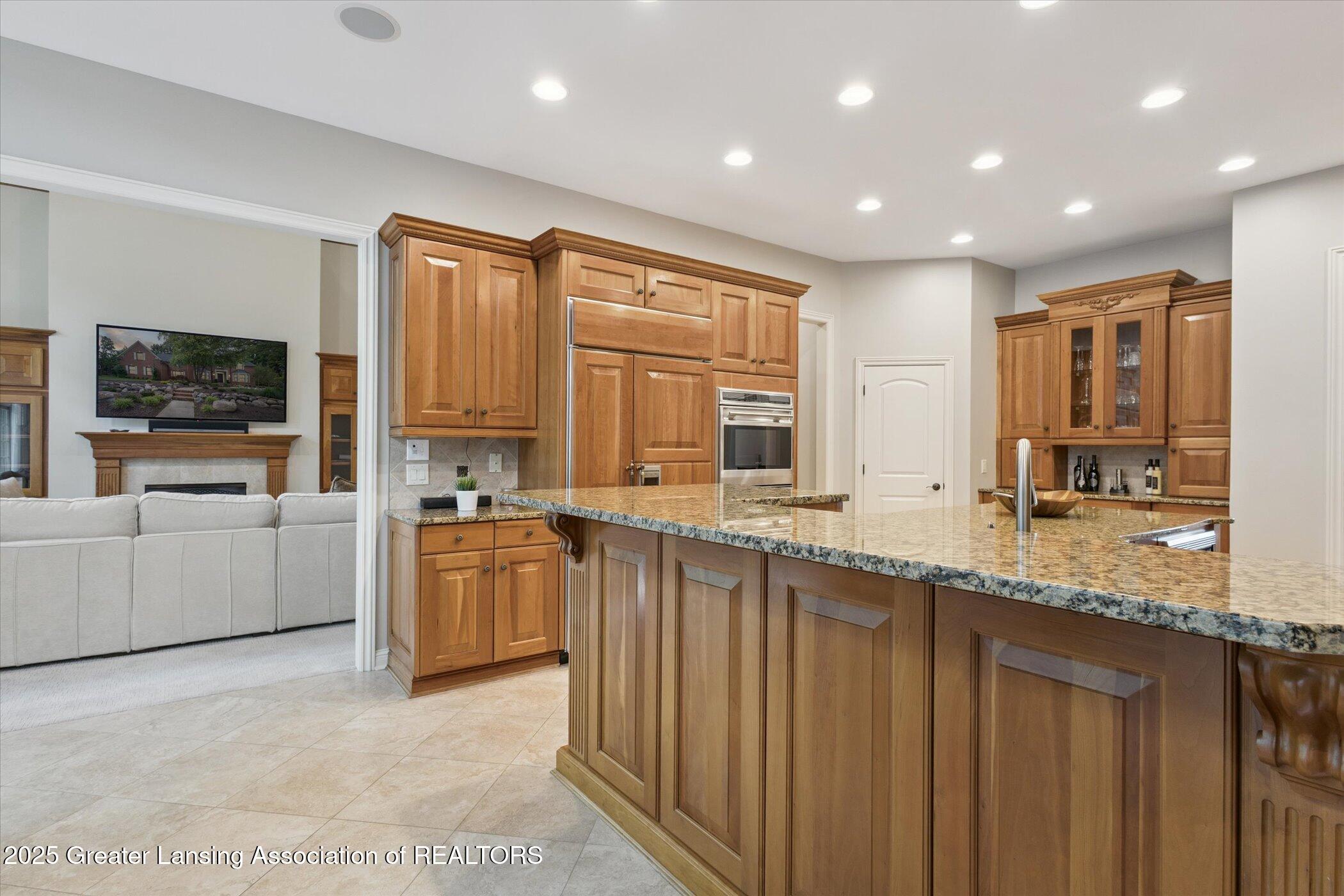 Okemos, Michigan, 48864, United States, 5 Bedrooms Bedrooms, ,6 BathroomsBathrooms,Residential,Active,2007165