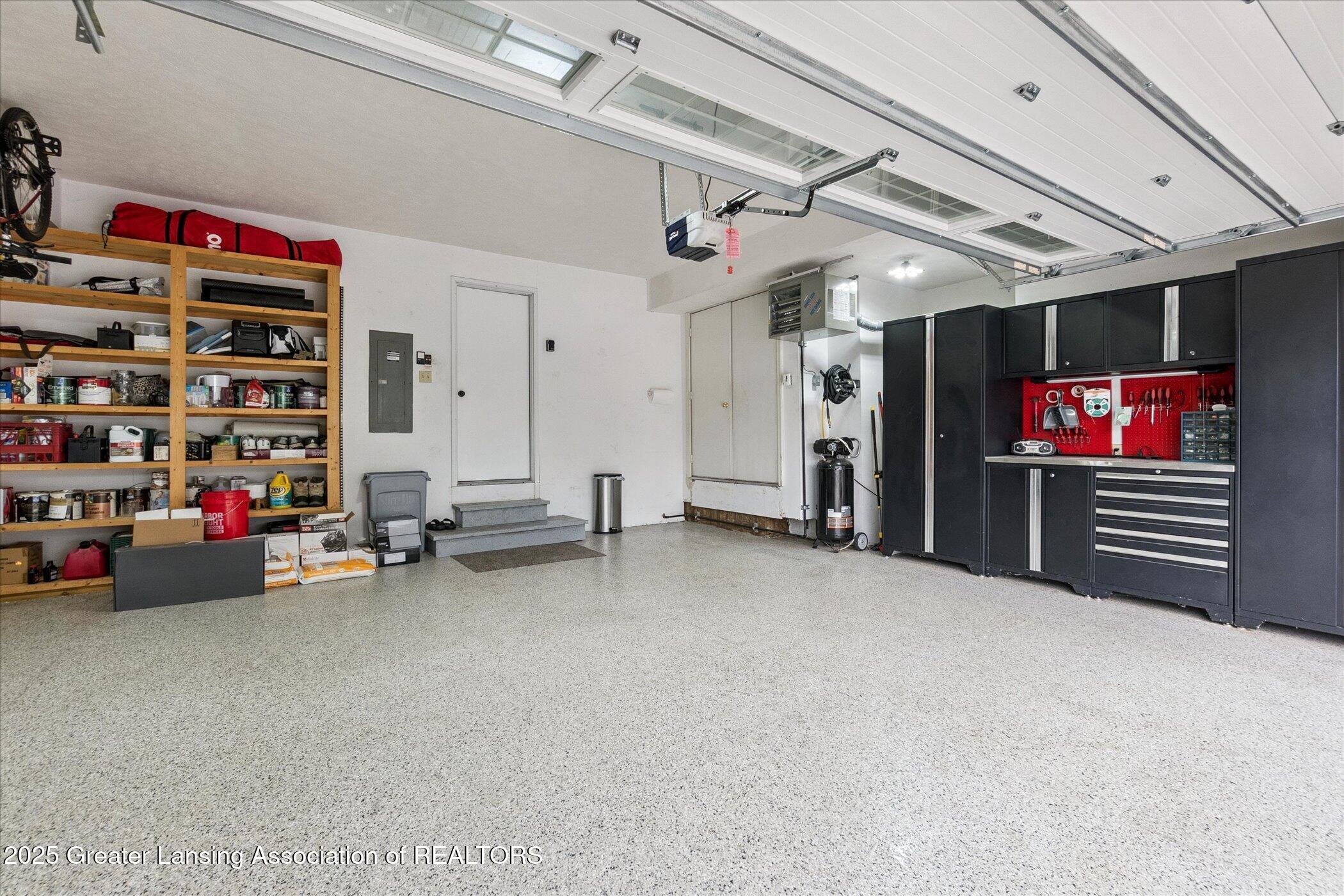 Haslett, Michigan, 48840, United States, 4 Bedrooms Bedrooms, ,3 BathroomsBathrooms,Residential,Contingent,1988482