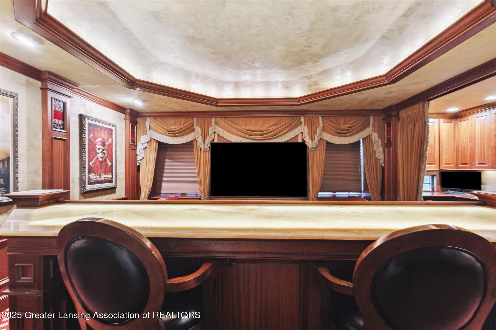 Lansing, Michigan, 48911, United States, 5 Bedrooms Bedrooms, ,5 BathroomsBathrooms,Residential,Active,1988463