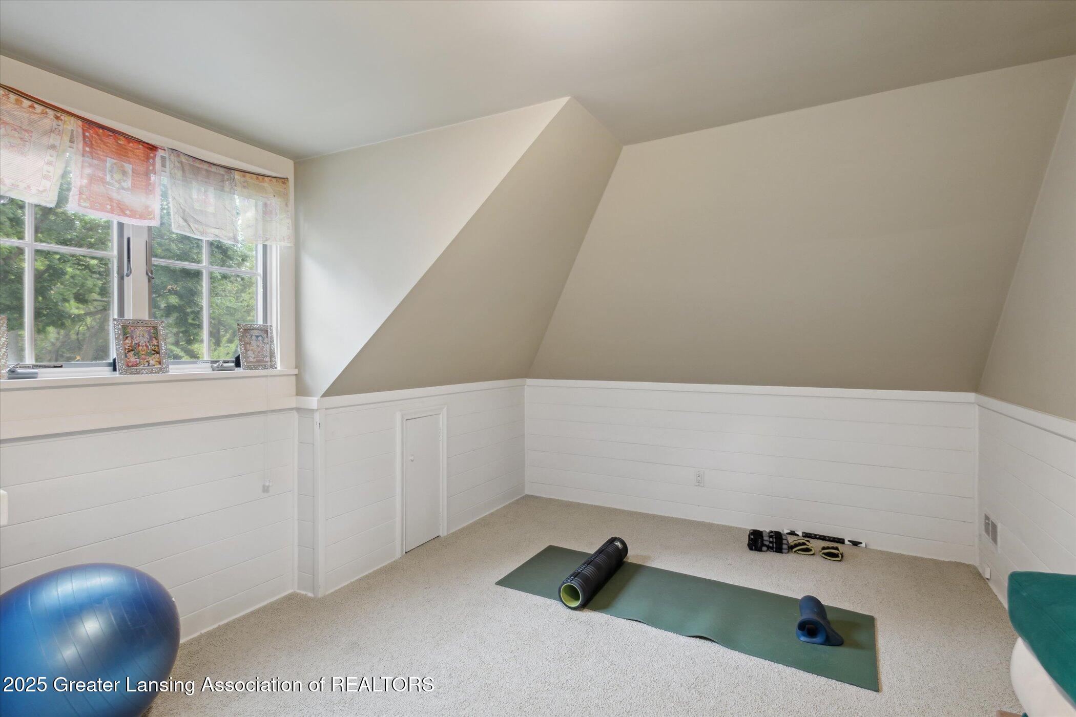 Lansing, Michigan, 48911, United States, 5 Bedrooms Bedrooms, ,5 BathroomsBathrooms,Residential,Active,1988463