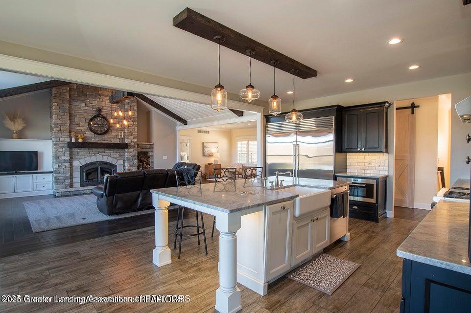 Grand Ledge, Michigan, 48837, United States, 4 Bedrooms Bedrooms, ,5 BathroomsBathrooms,Residential,Contingent,2006820