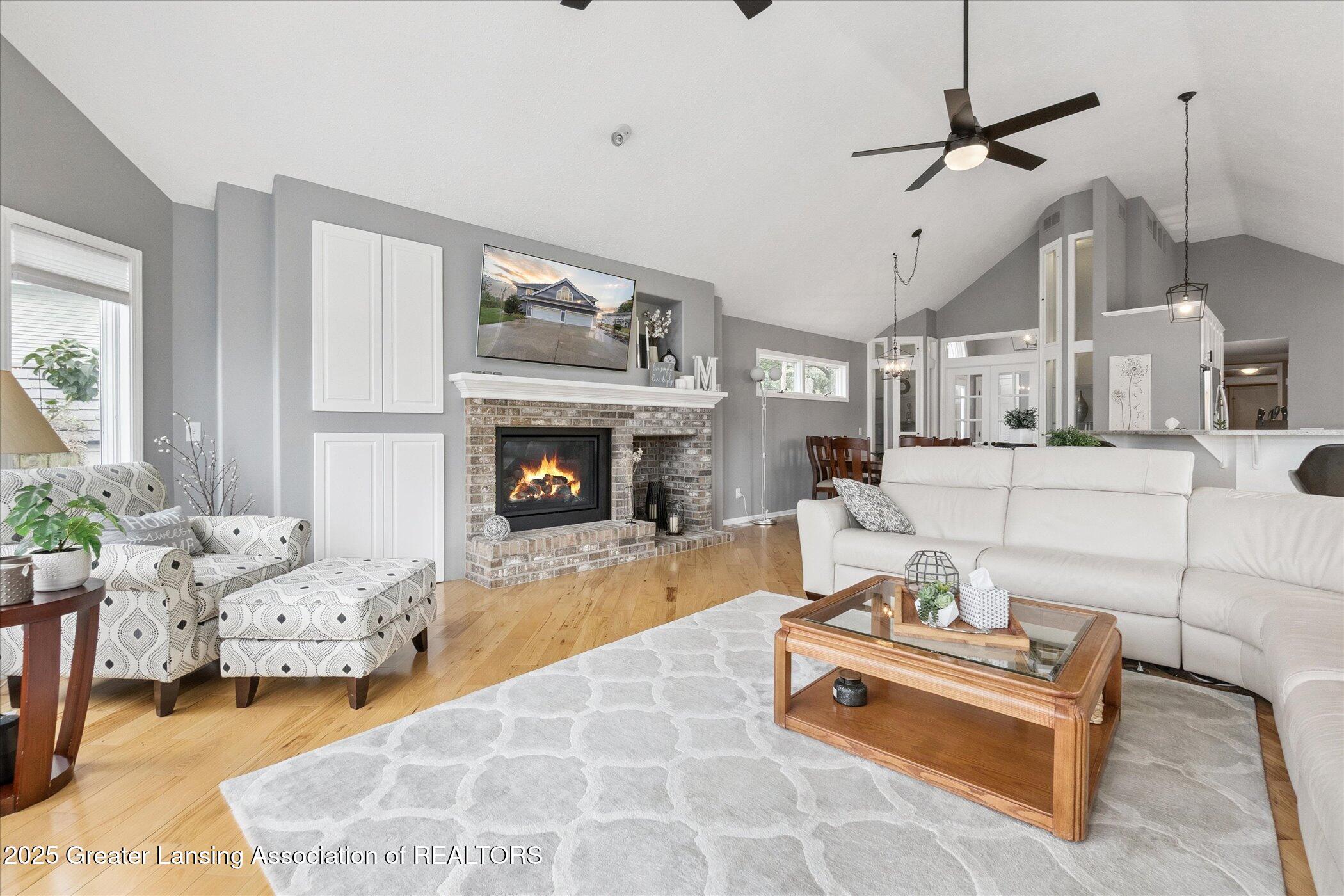 Haslett, Michigan, 48840, United States, 4 Bedrooms Bedrooms, ,3 BathroomsBathrooms,Residential,Contingent,1988482