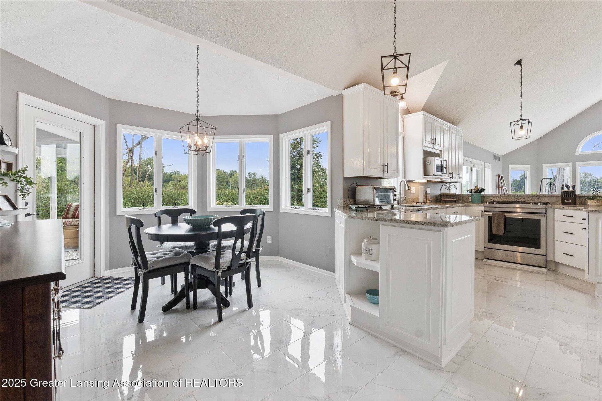 Haslett, Michigan, 48840, United States, 4 Bedrooms Bedrooms, ,3 BathroomsBathrooms,Residential,Contingent,1988482