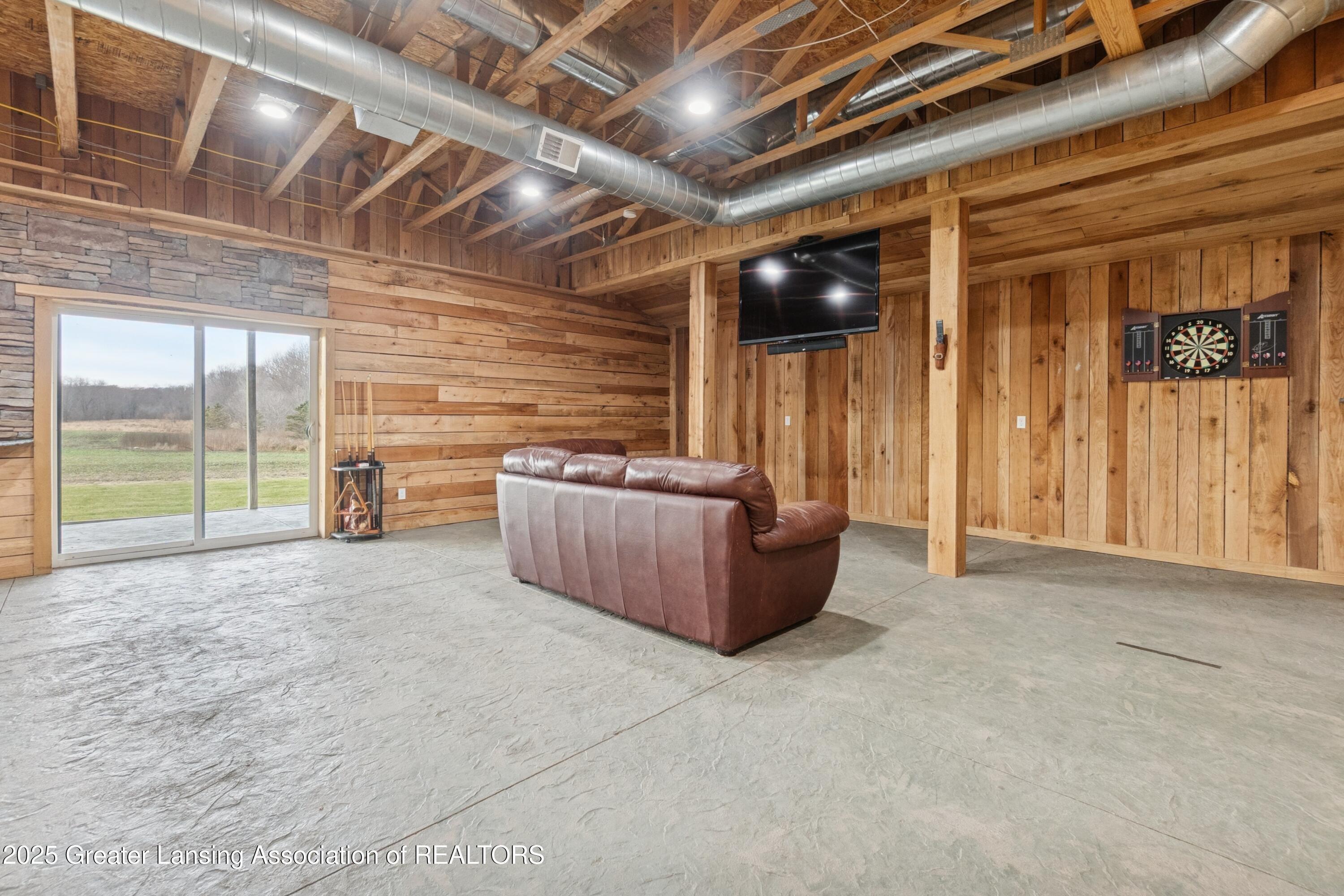 Grand Ledge, Michigan, 48837, United States, 4 Bedrooms Bedrooms, ,5 BathroomsBathrooms,Residential,Contingent,2006820