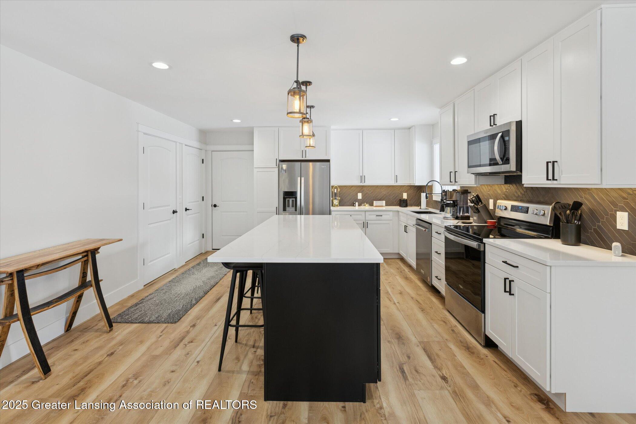 Alanson, Michigan, 49706, United States, 2 Bedrooms Bedrooms, ,2 BathroomsBathrooms,Residential,Active,2007033