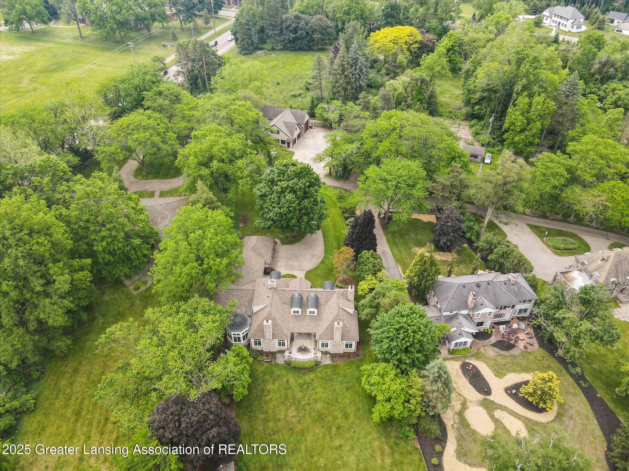 Lansing, Michigan, 48911, United States, 5 Bedrooms Bedrooms, ,5 BathroomsBathrooms,Residential,Active,1988463