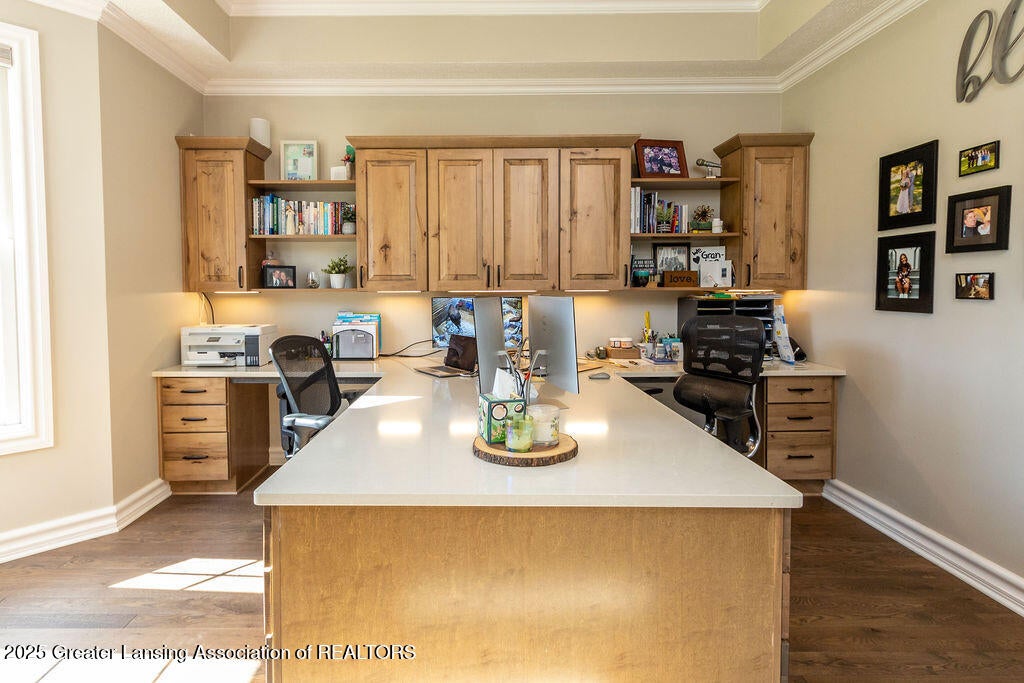 Okemos, Michigan, 48864, United States, 4 Bedrooms Bedrooms, ,5 BathroomsBathrooms,Residential,Active,1998602