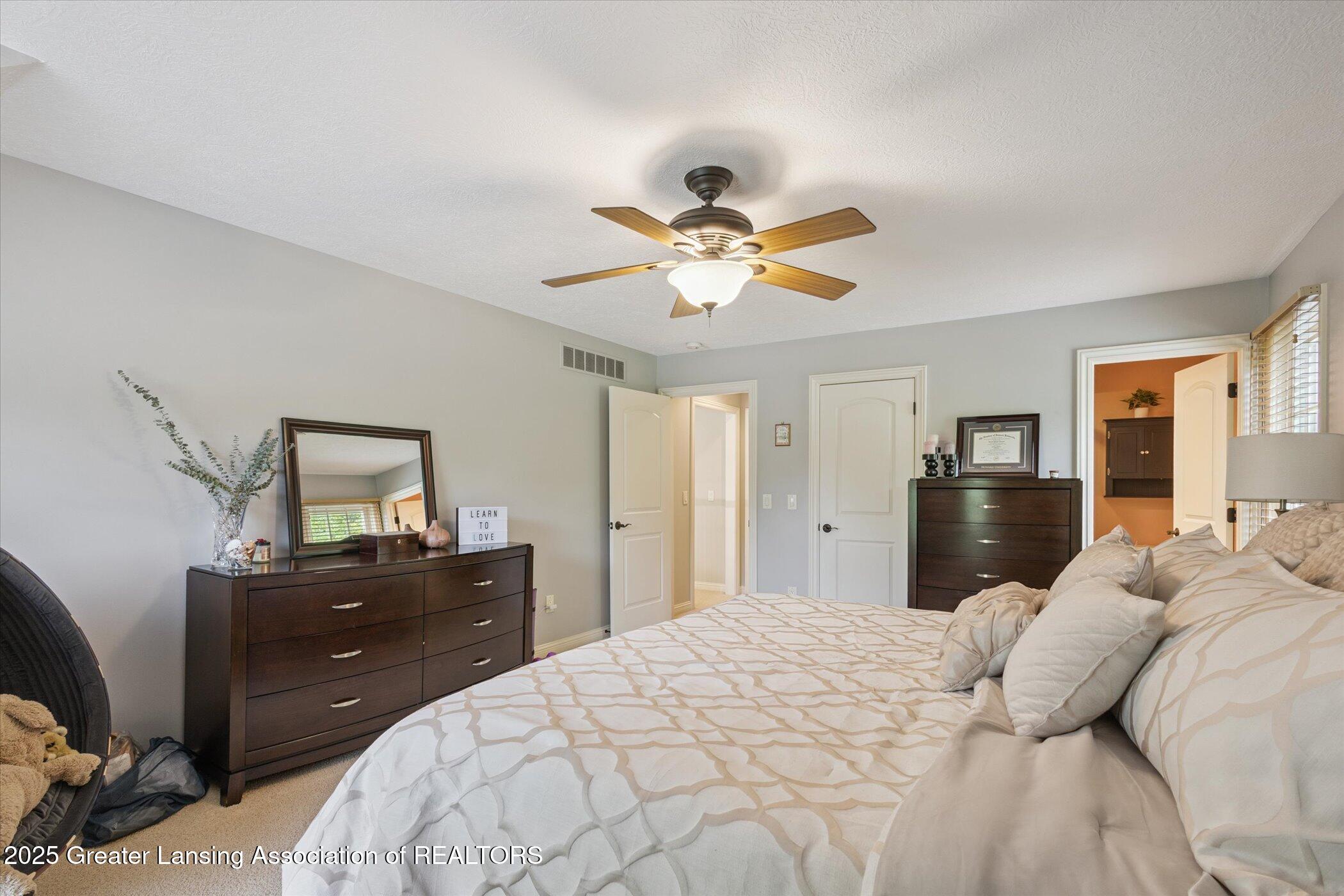 Okemos, Michigan, 48864, United States, 5 Bedrooms Bedrooms, ,6 BathroomsBathrooms,Residential,Active,2007165