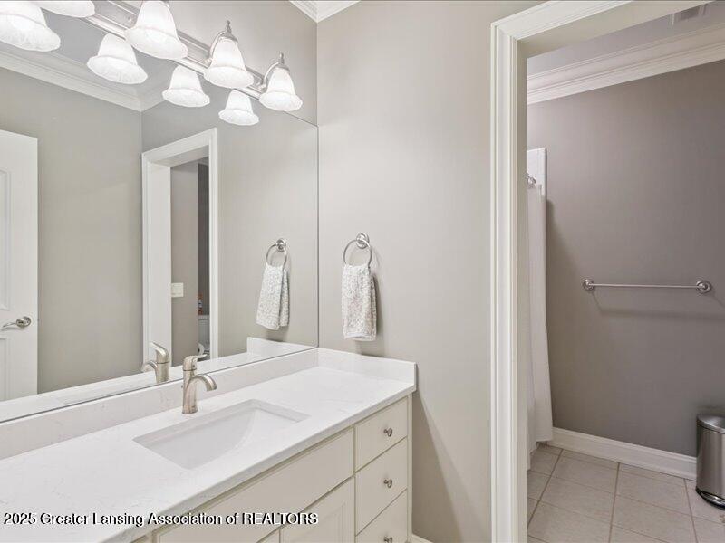 East Lansing, Michigan, 48823, United States, 8 Bedrooms Bedrooms, ,10 BathroomsBathrooms,Residential,Active,2007102