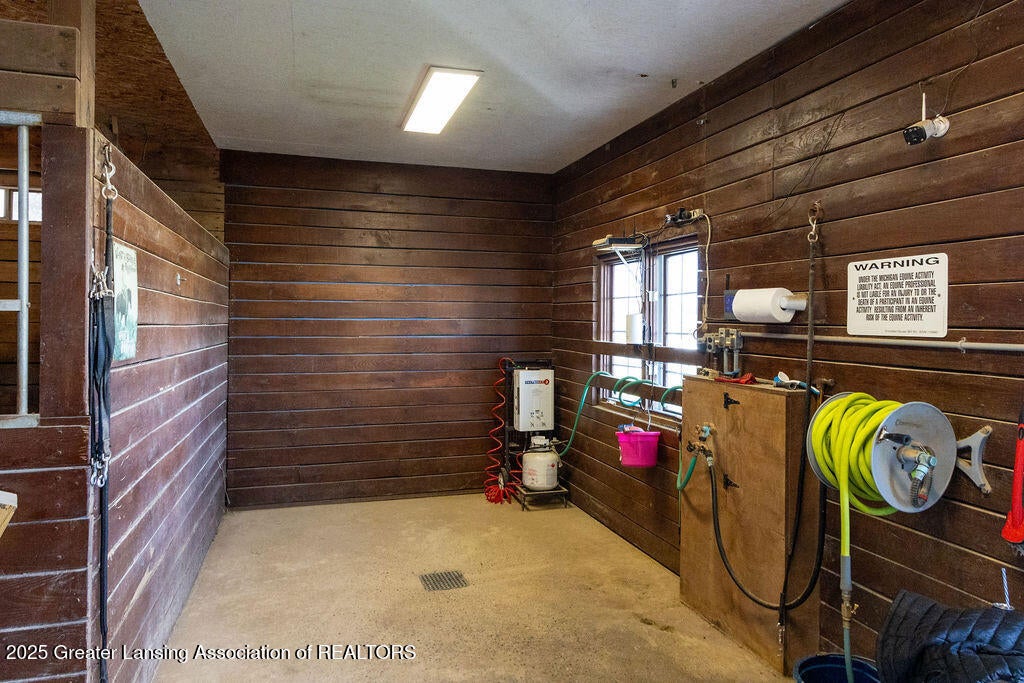 Okemos, Michigan, 48864, United States, 4 Bedrooms Bedrooms, ,5 BathroomsBathrooms,Residential,Active,1998602